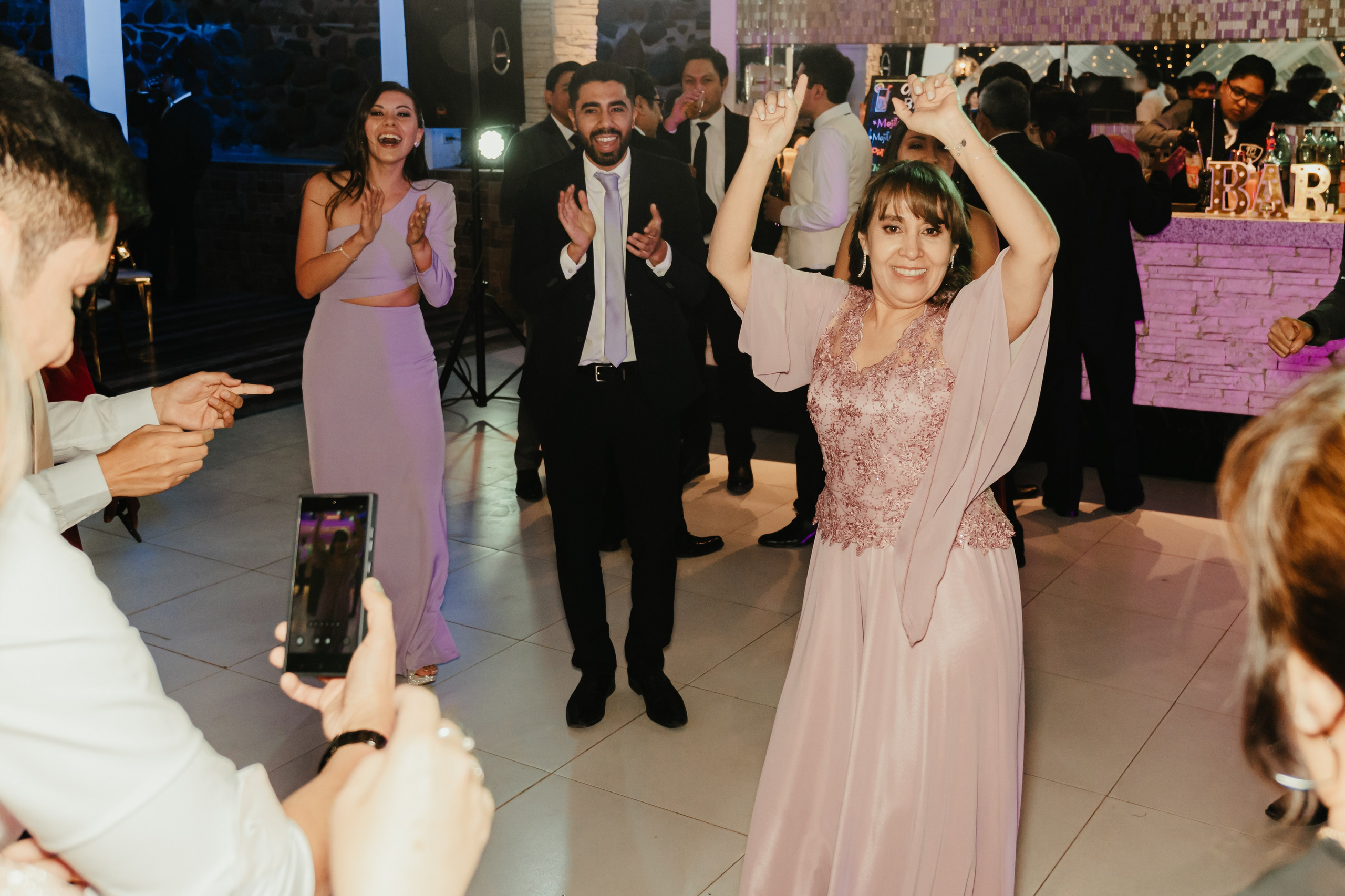 VANIA + LUIS BODA CIVIL. Studio KVTA | Fotografía y Video de Bodas en Arequipa