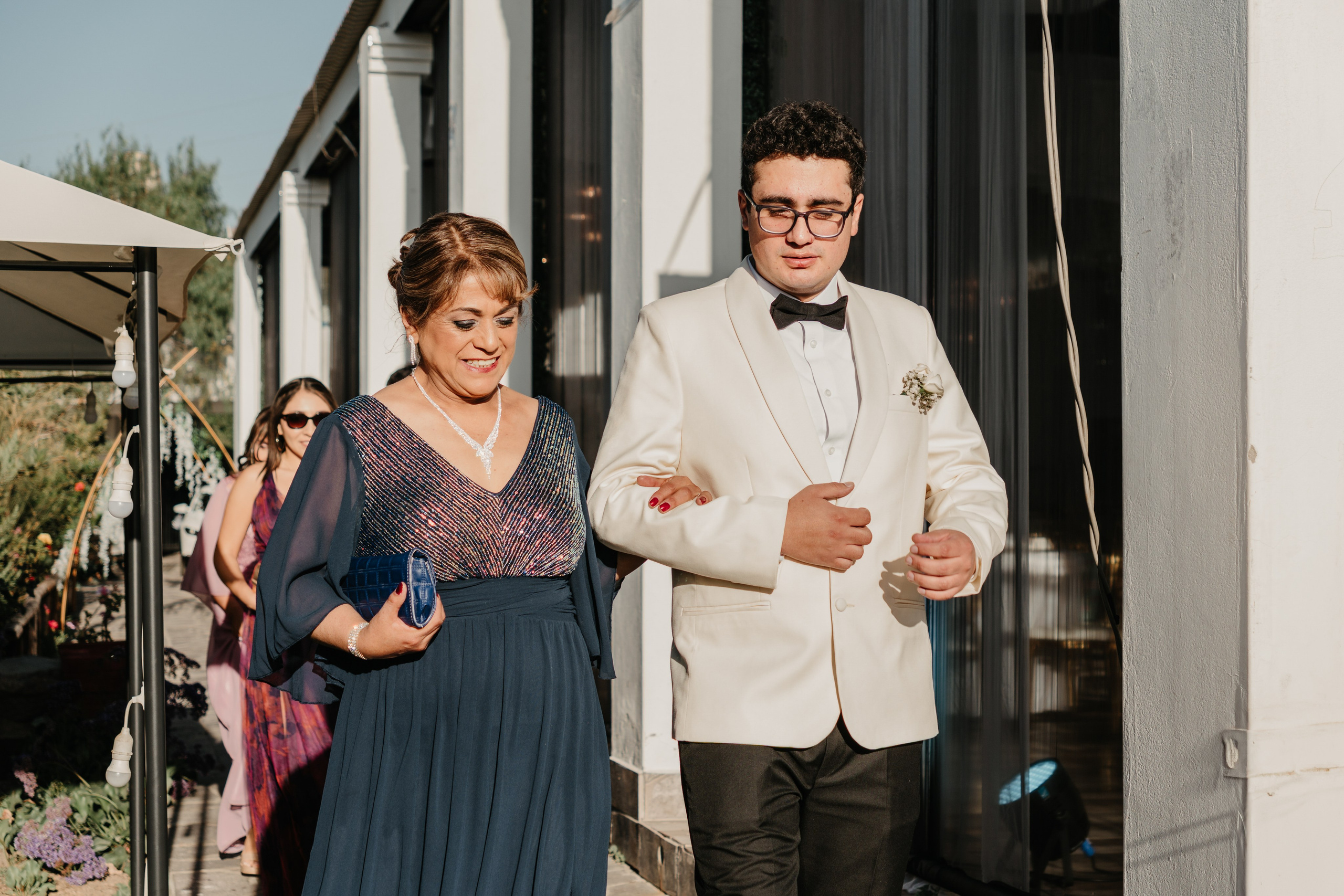 VANIA + LUIS BODA CIVIL. Studio KVTA | Fotografía y Video de Bodas en Arequipa