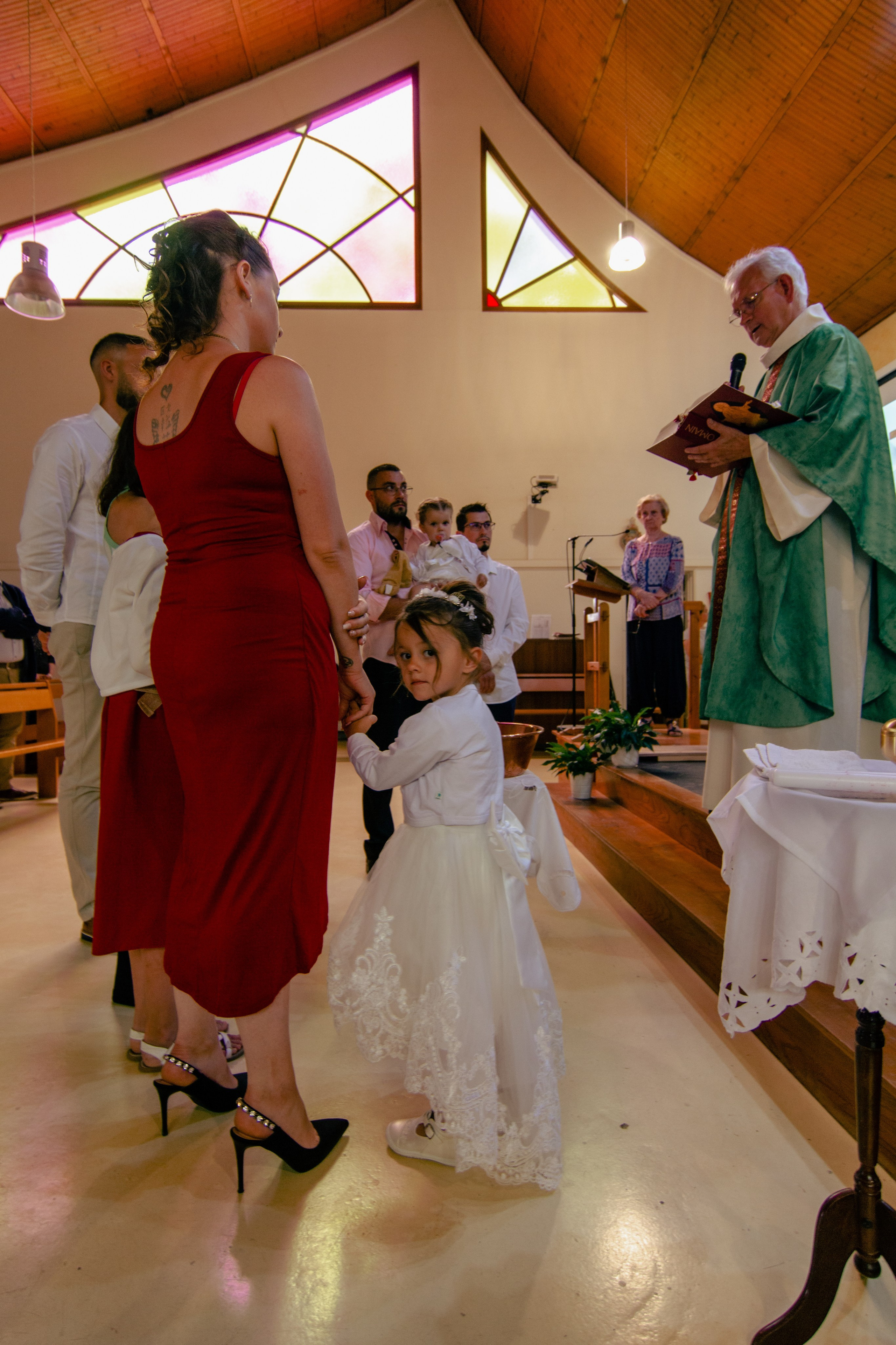 Julia et Shanna | Baptême. Studio photo « Partage ton bonheur » – Photographe famille près de Châtellerault, Poitiers et Tours