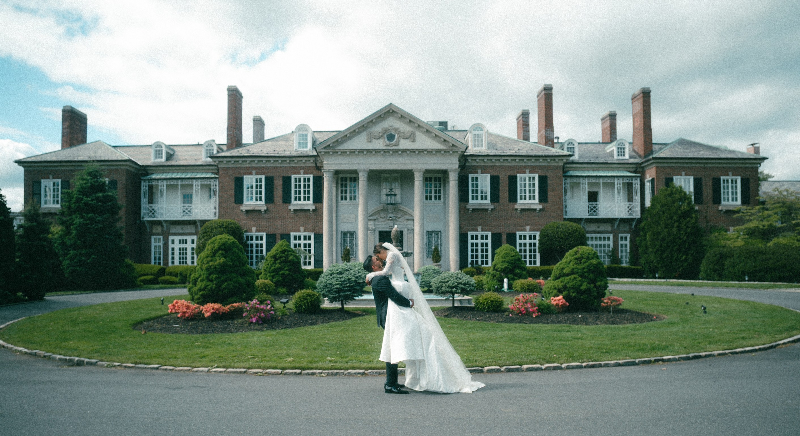Weddings & Couples. Photos & Films