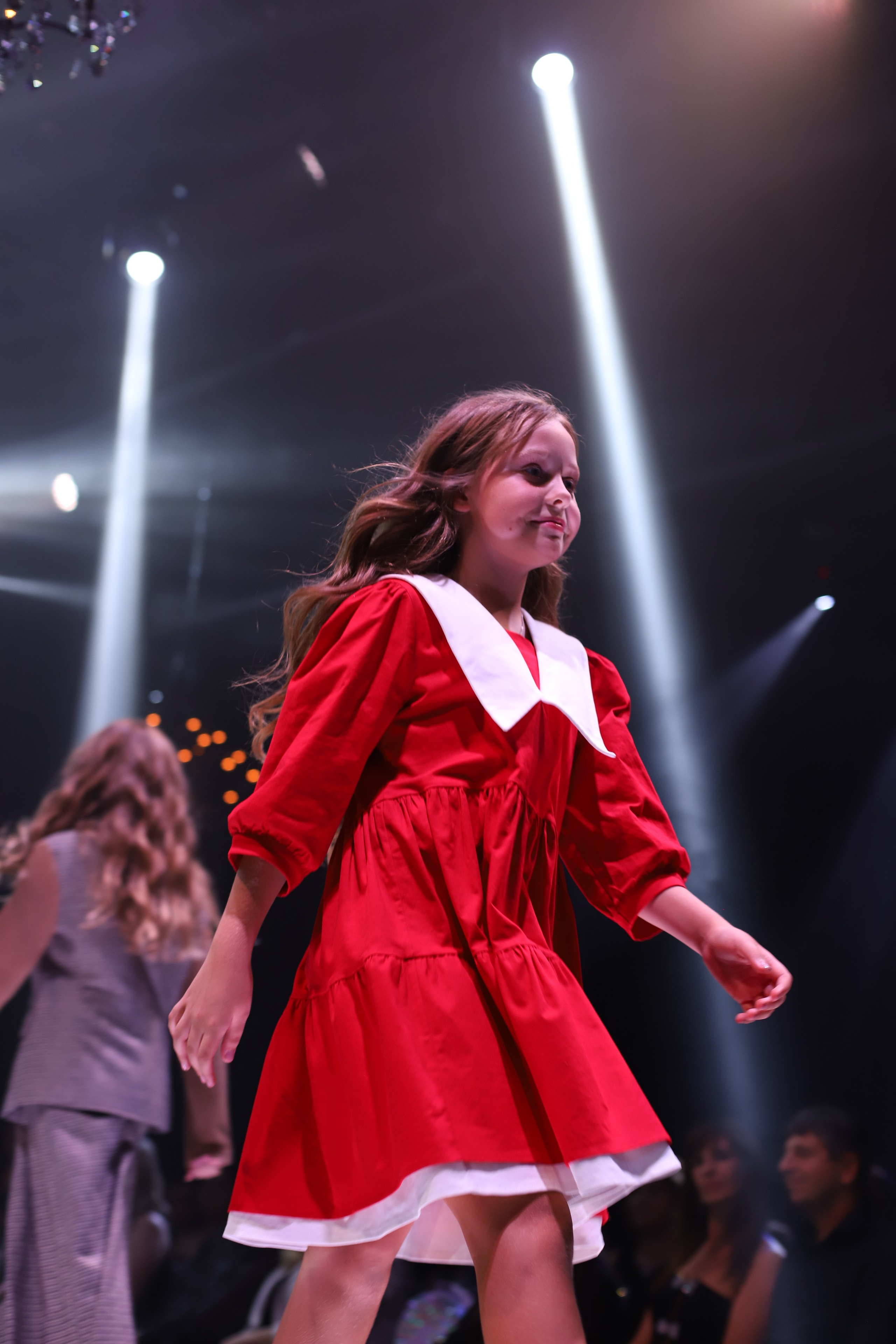 Young Fashion Show. VALERIIA VIUNOVA individual shooting\love story\event\brand