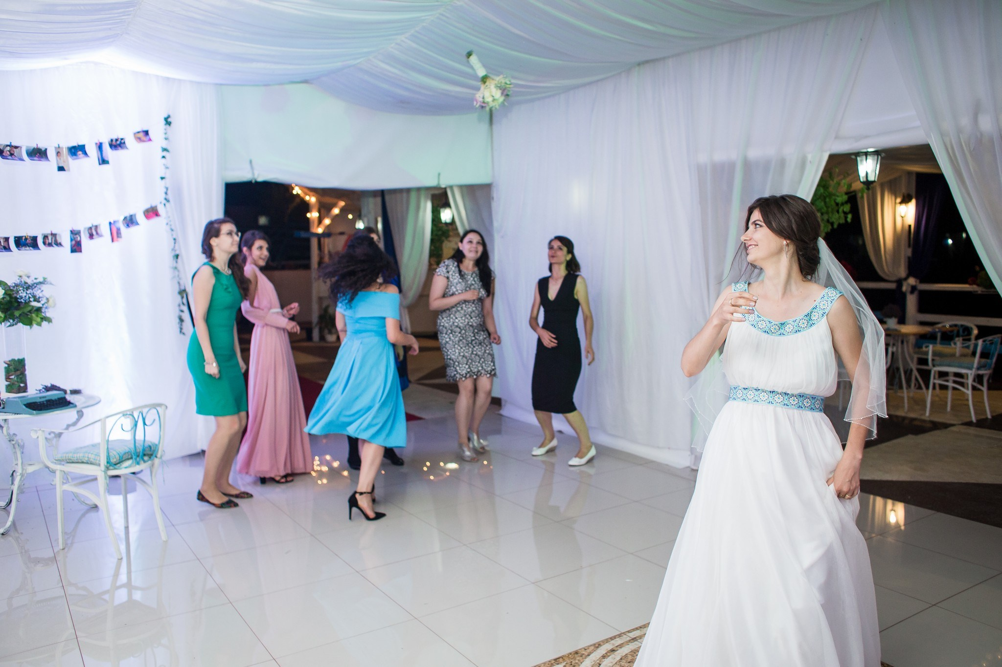 Angela & Costi by fotograf nunta Iasi — Eduard Schiopu