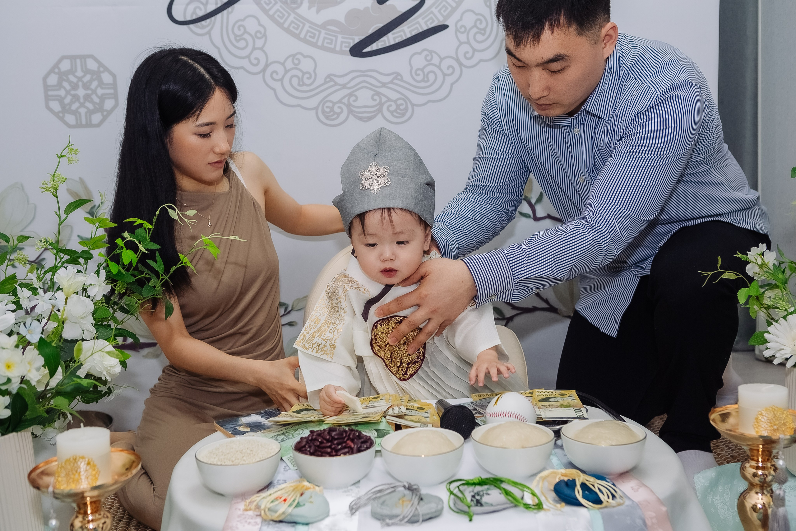 Тео дома и в ресторане. Фотограф беременности, ньюборн и годовасиков в Корее Жанна Хан