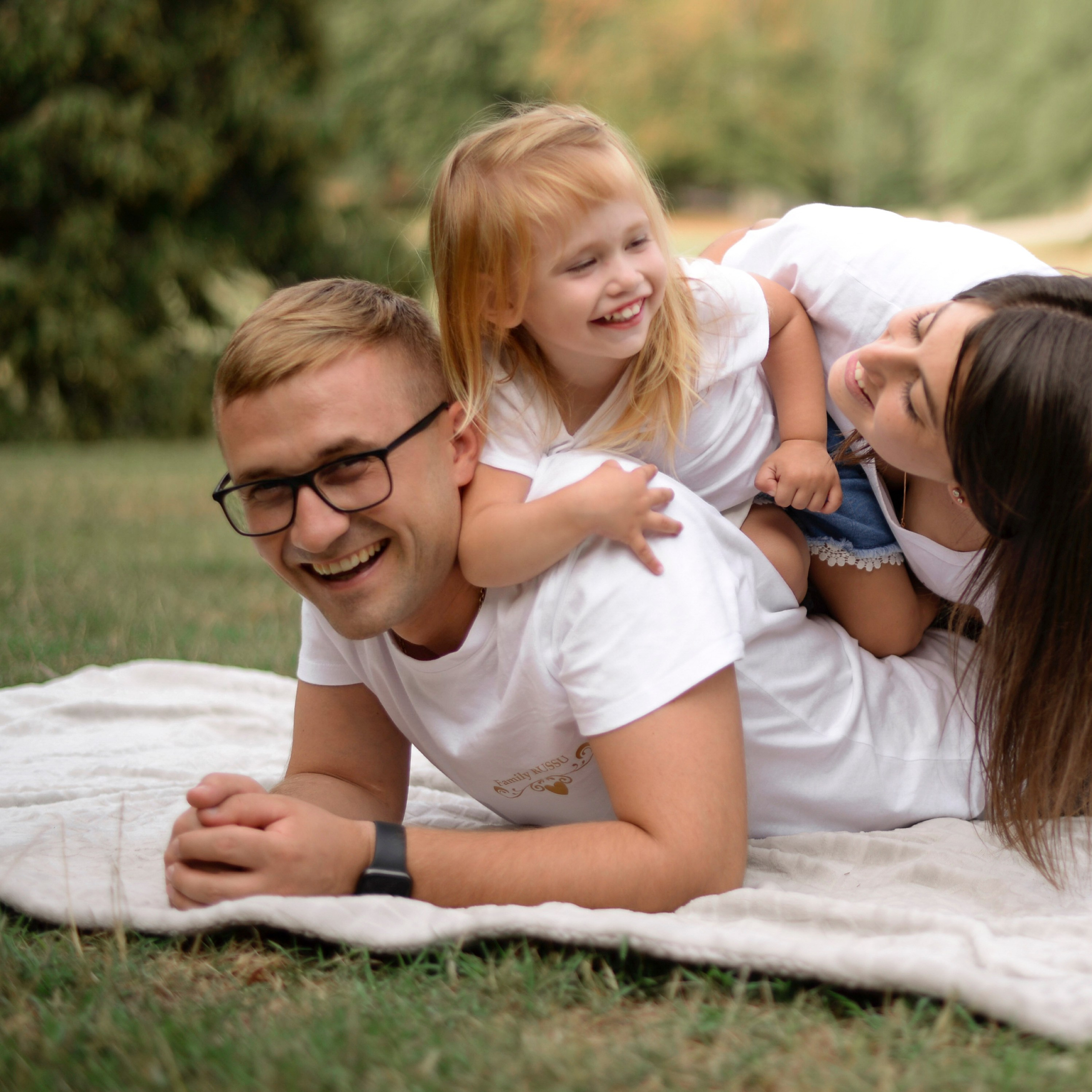 Family. Julia Kuzmovych personal and pregnancy photographer in London