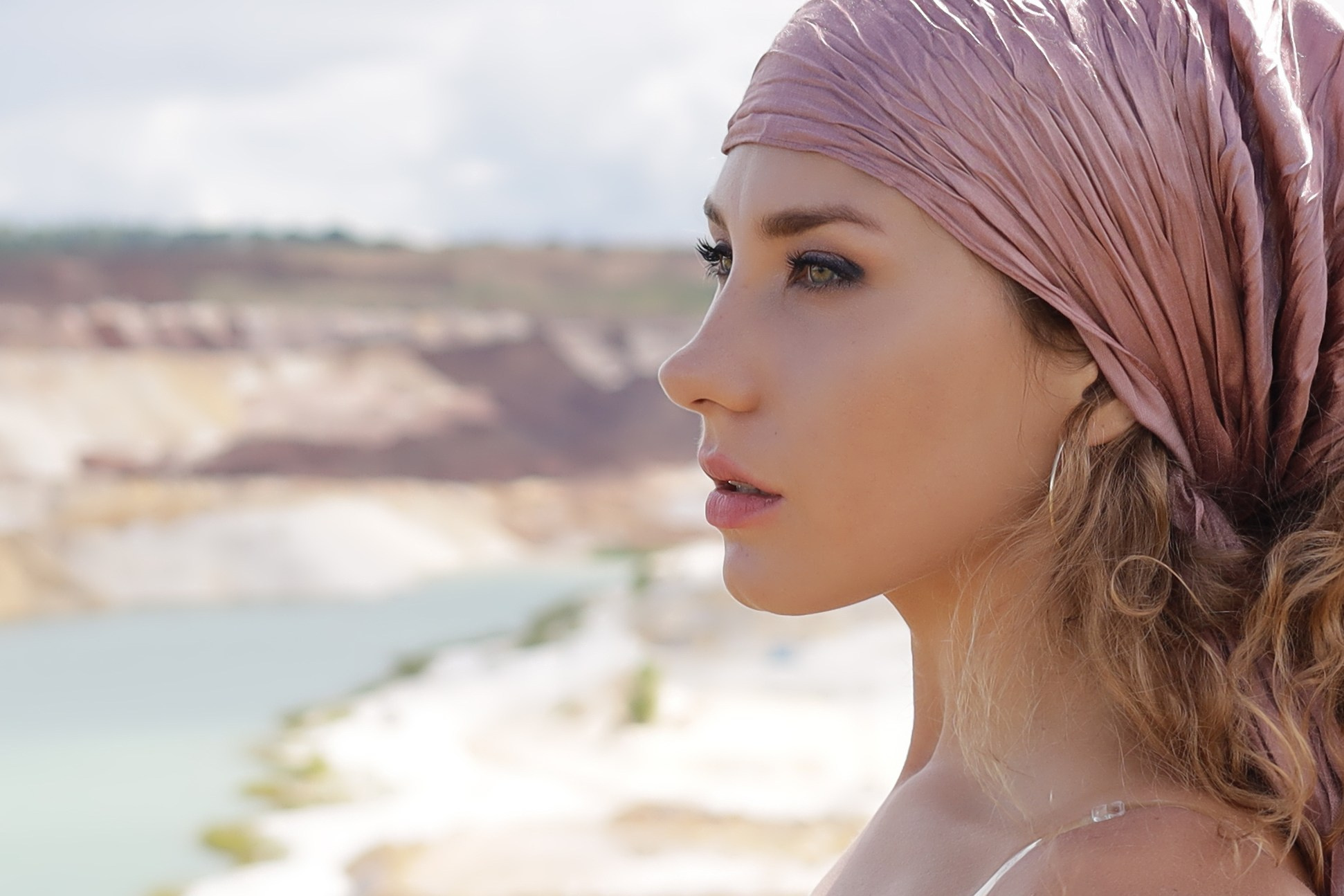 EXHIBITION. Lero Photographer and a set designer|individual custom portrait and advertising photography in Zutphen