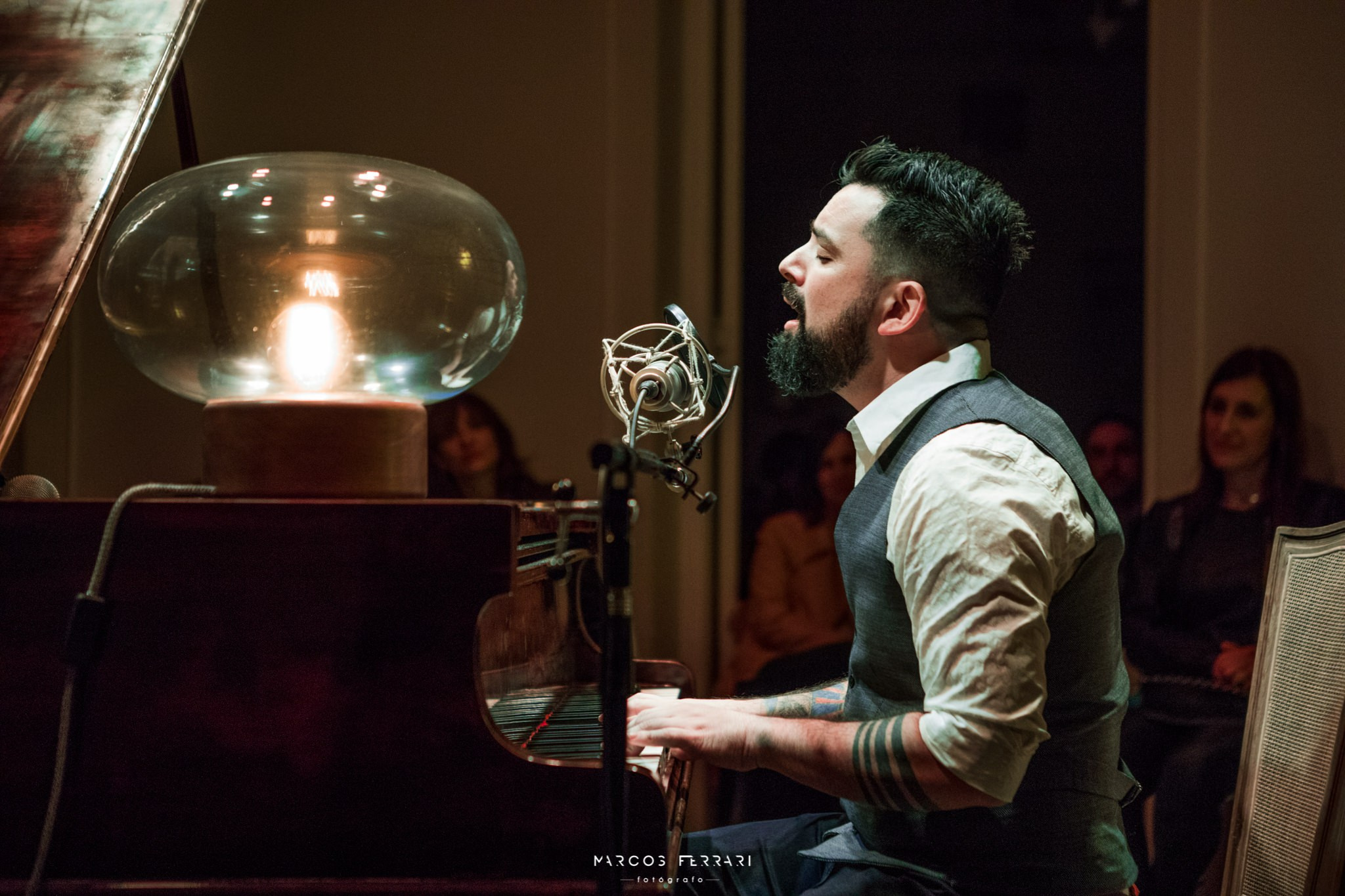 PABLO CORDERO | Solo (show). Marcos Ferrari Fotógrafo