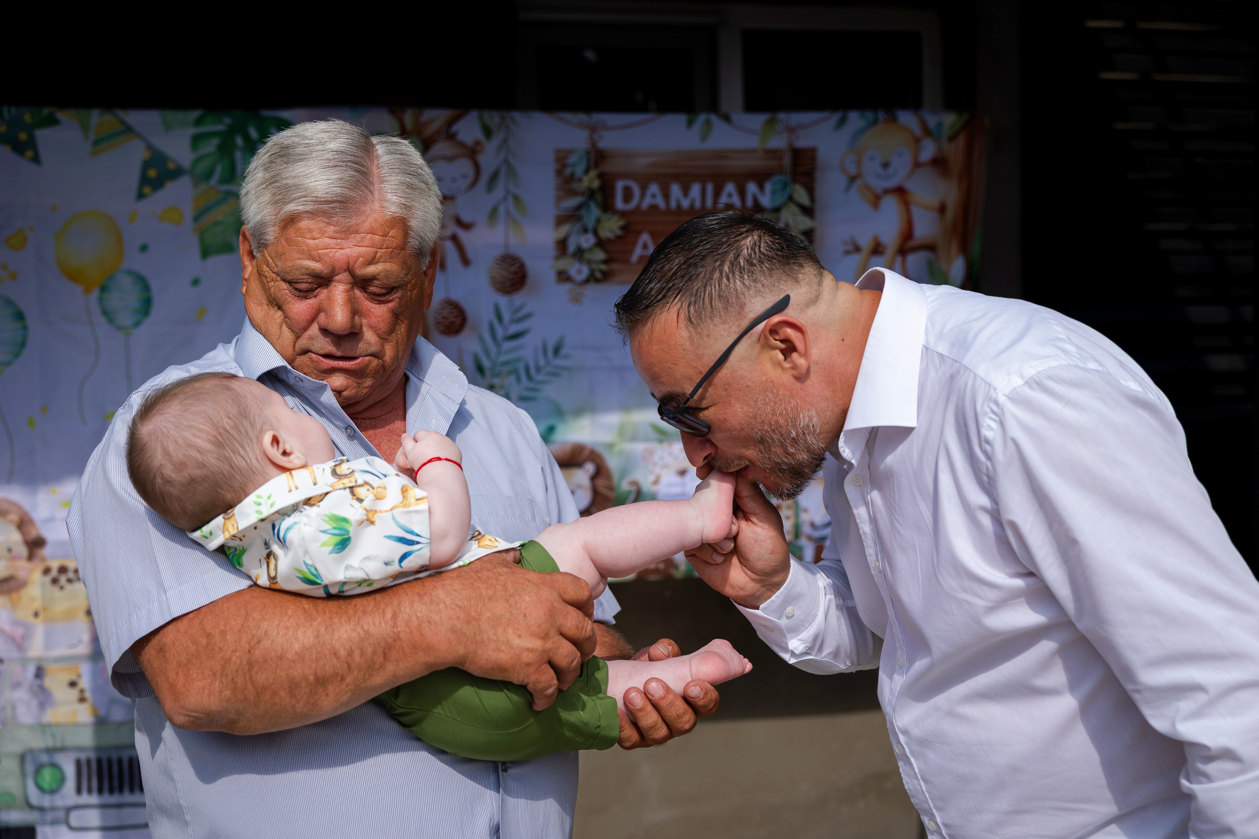 Andrei Damian. Moments By Gub