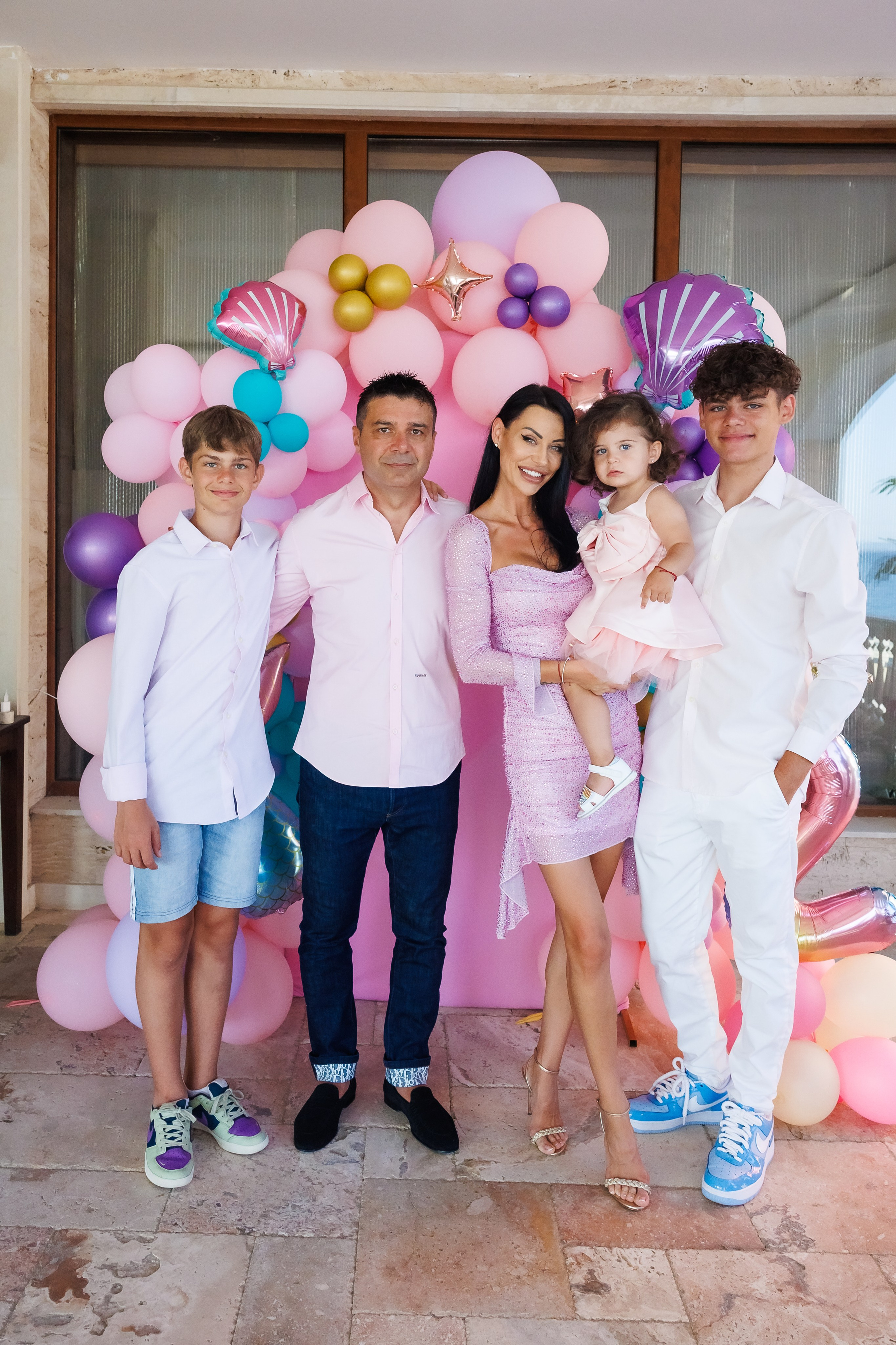 Честит Рожден Ден. Фотограф Ирина Йотова