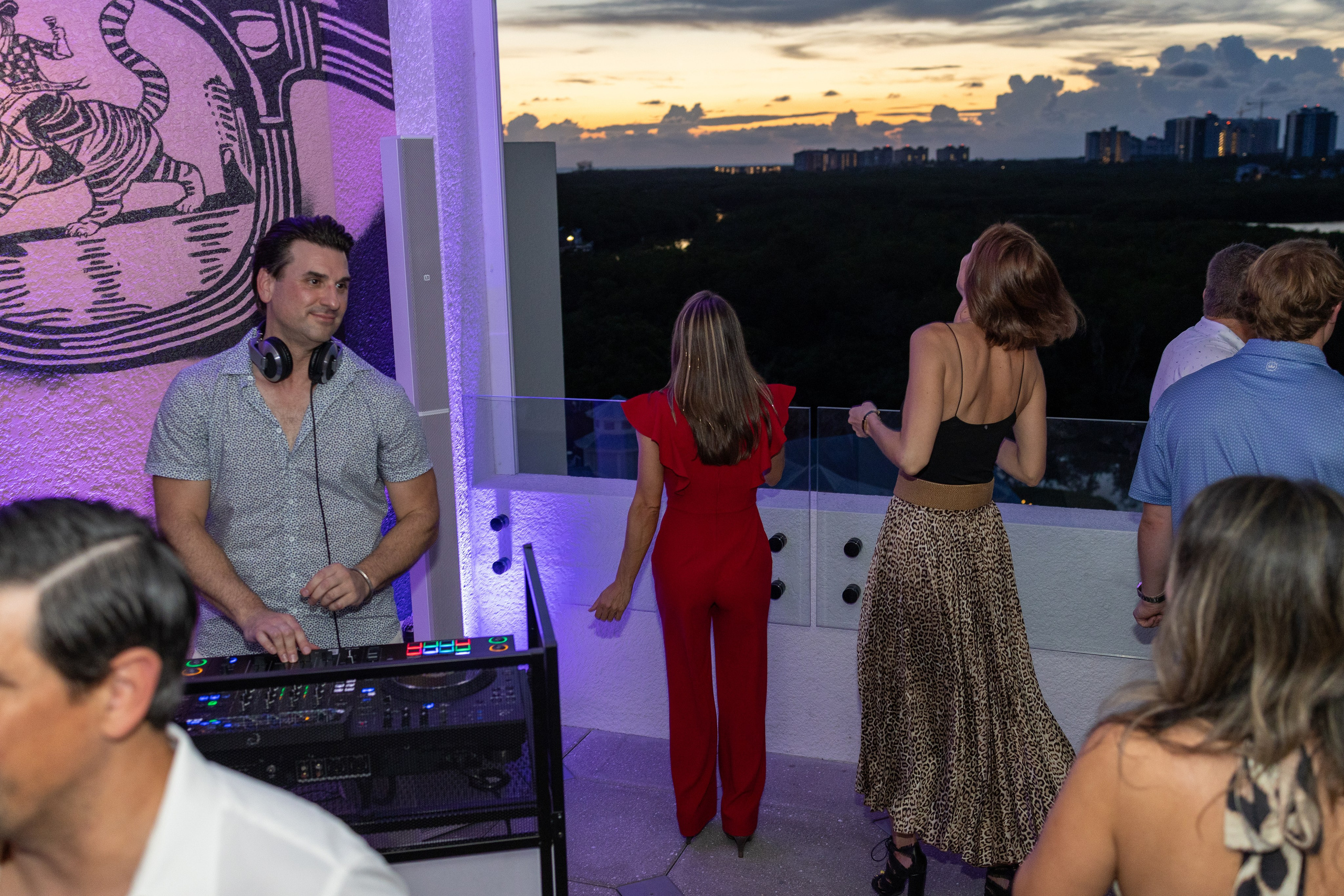 Luara Birthday at the Perry Hotel. Out and About 239