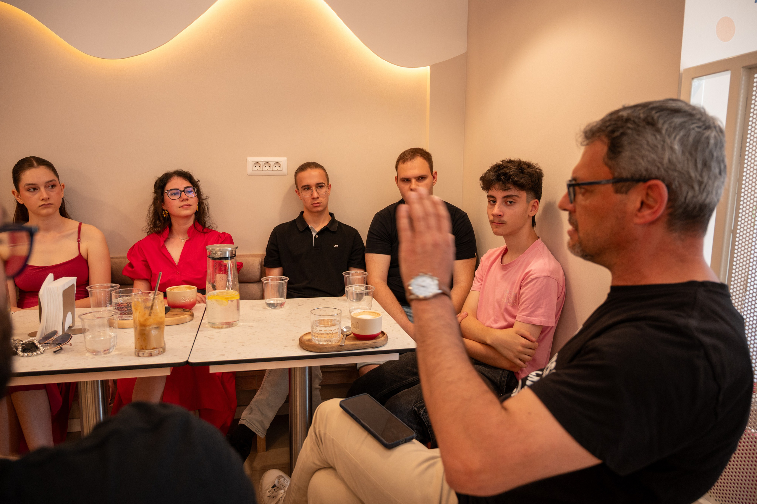 Voluntar Editia 2 — Fundatia Comunitara Galati. Fotograf de Sport, Portret, Produs, Corporate, Cultural și Evenimente în Galați | Valentin Stanciu