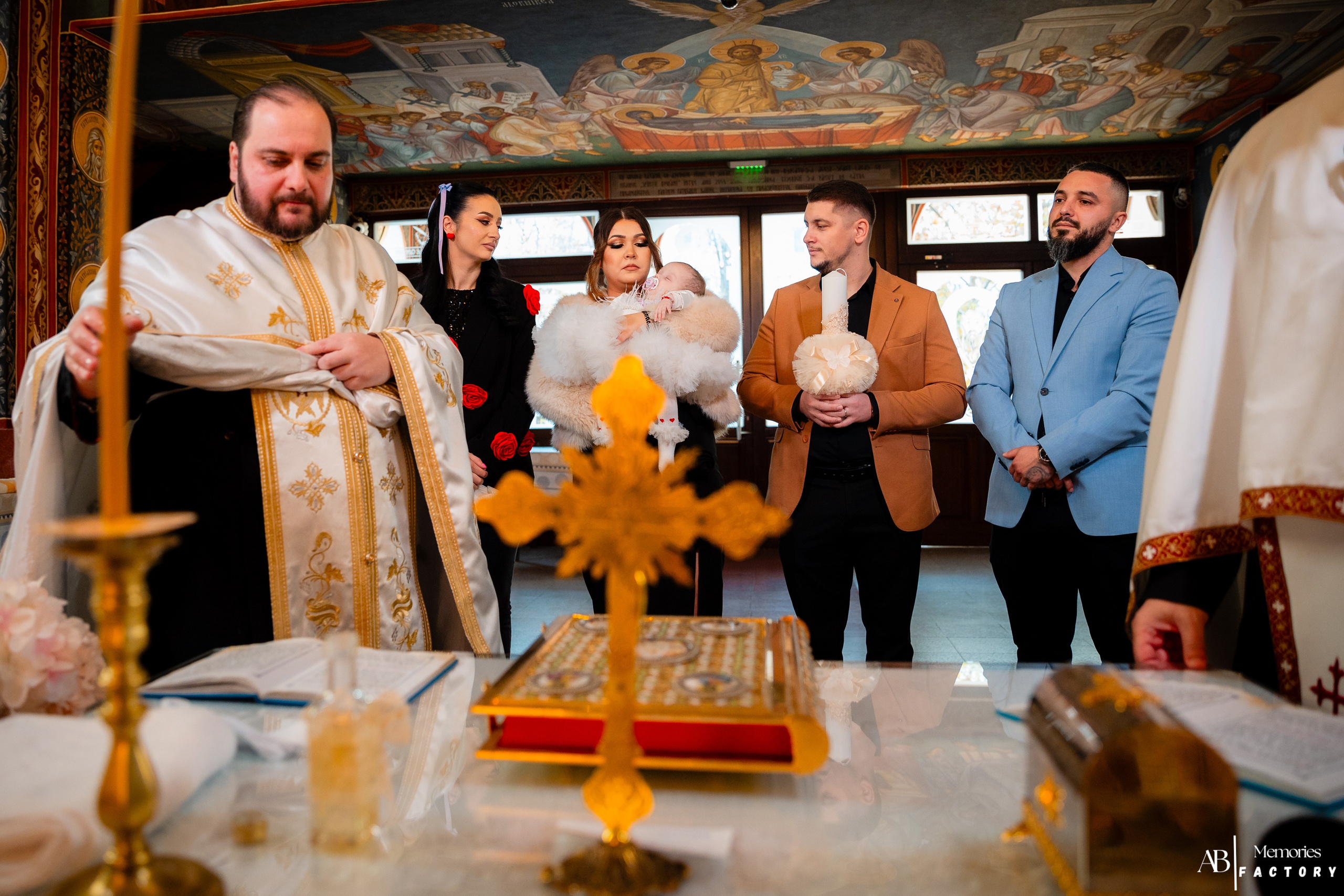Baptism | Luna Maria. Bordeiionutfotograf