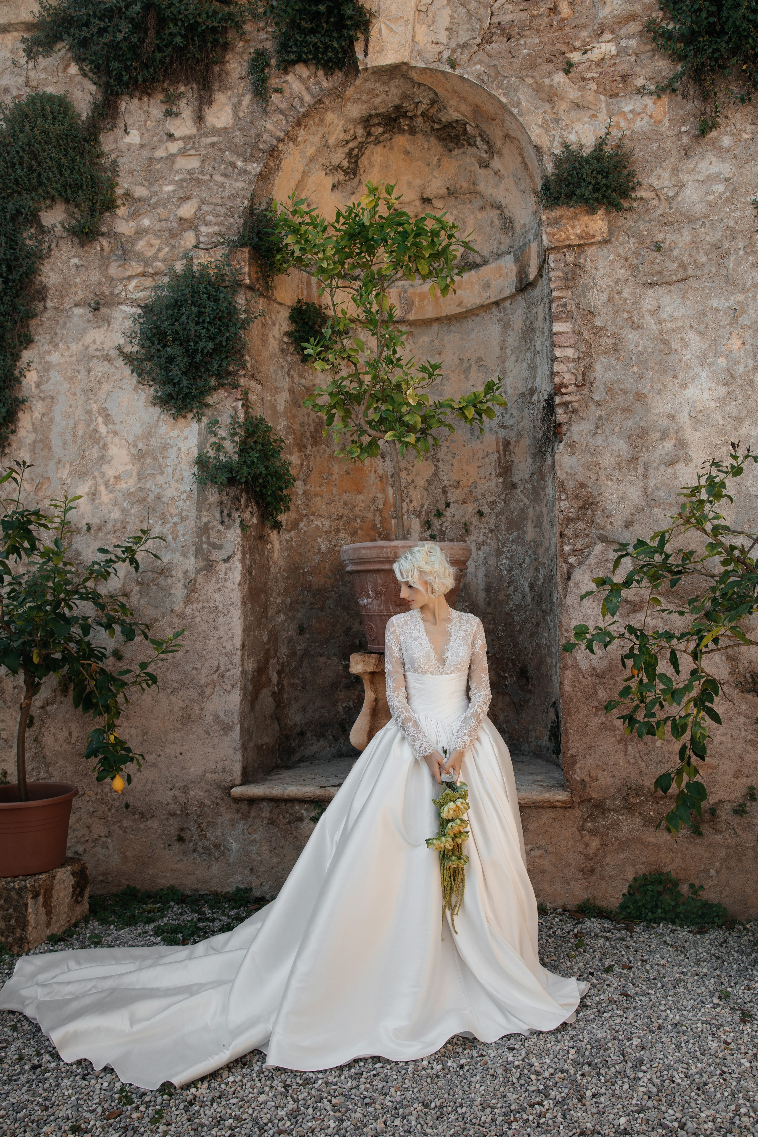 Bridal Hair & Makeup Artist for Weddings in Italy | Milan Bridal Beauty Portfolio. Bridal Makeup & Hair Artist in Italy, Lake Como, Tuscany and all over Europe — Irina Zdeara