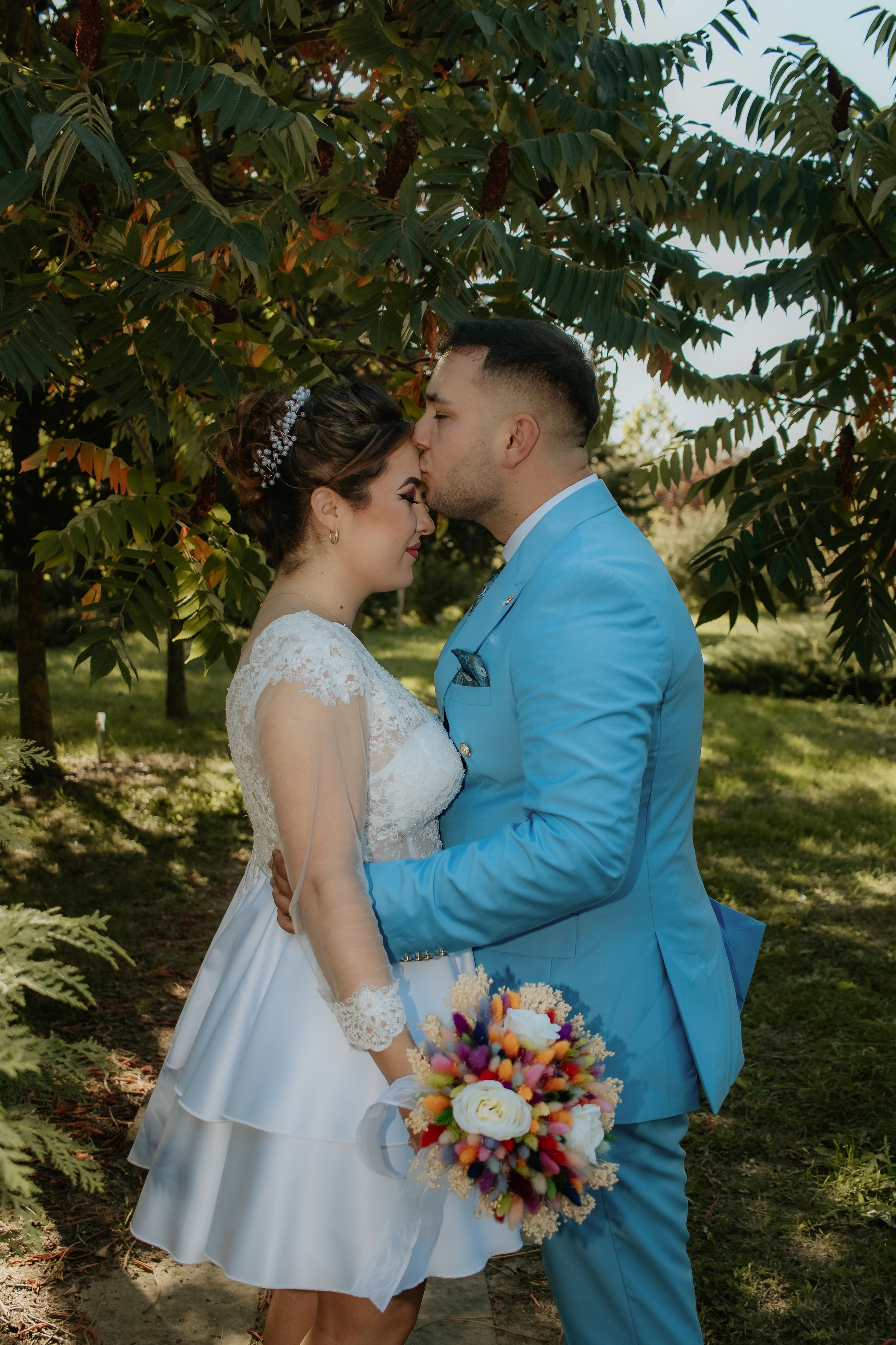 Ramona & Sebi. Fotograf si videograf — evenimente si studio