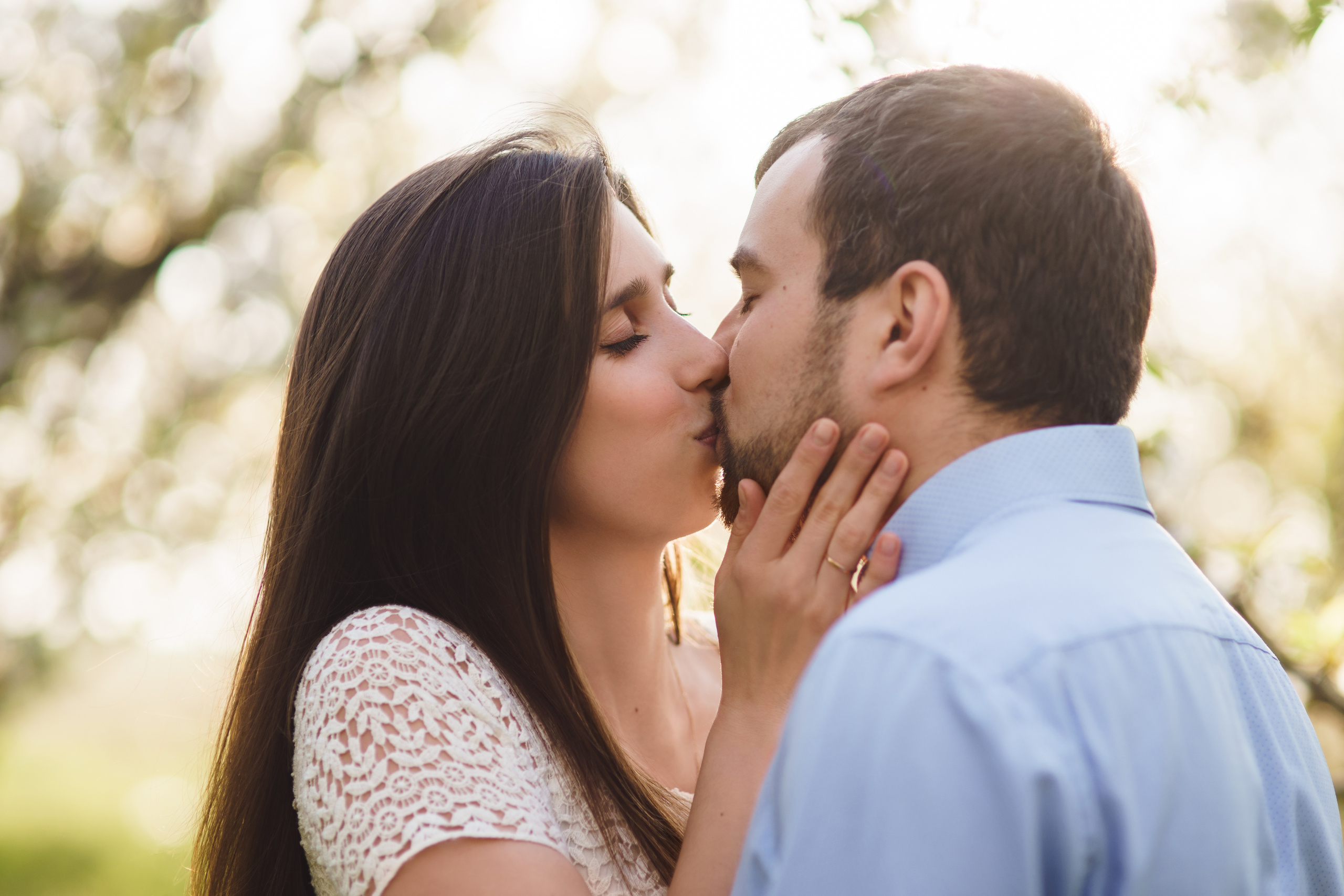 Фотосессия в Бургасе в цветущих садах. Fotograf in Bulgarien Katerina Zubkova