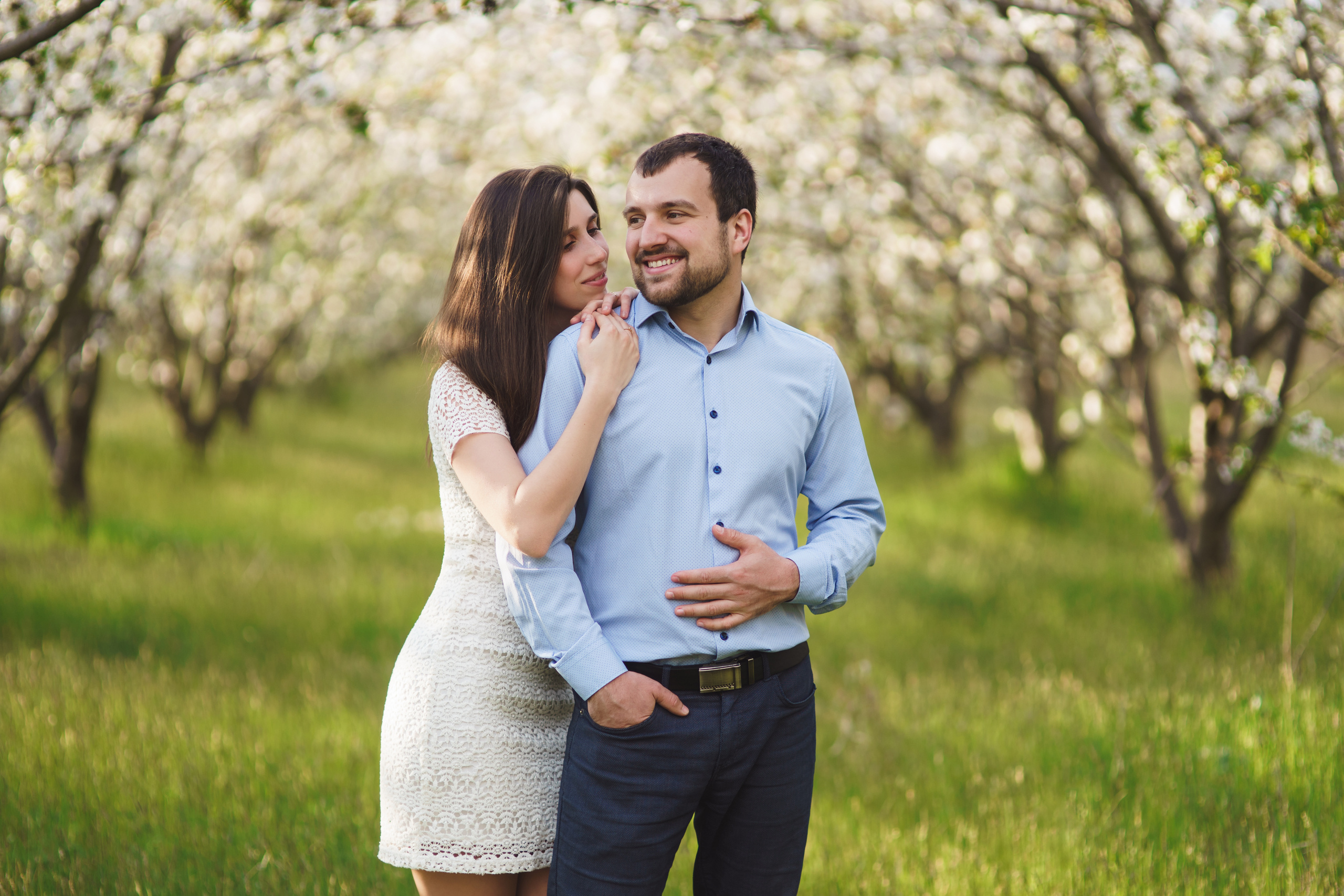 Фотосессия в Бургасе в цветущих садах. Fotograf in Bulgarien Katerina Zubkova