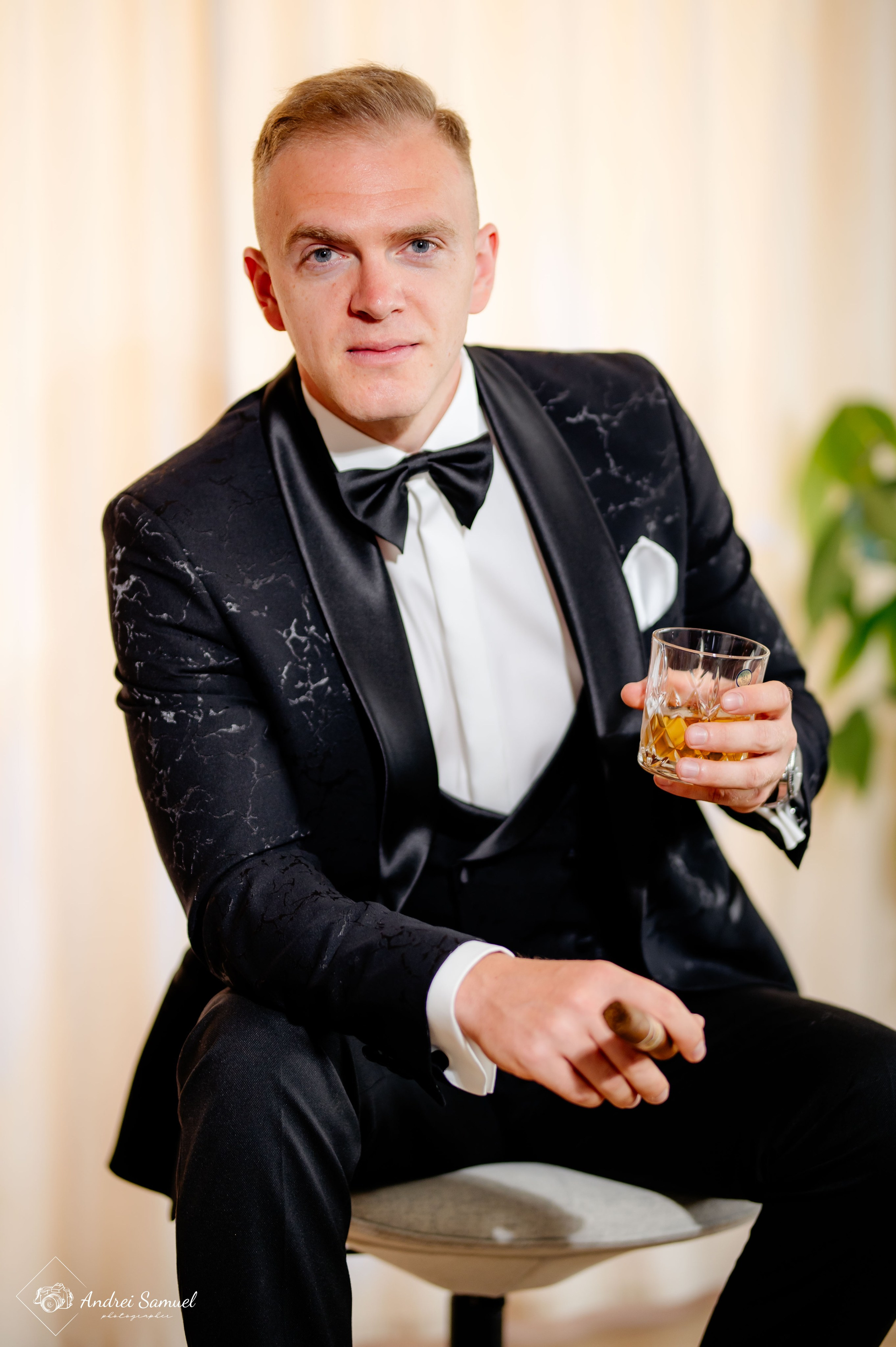 Anca & Daniel. Andrei Samuel – Fotograf București | Evenimente, Studio, Imobiliare, Produs