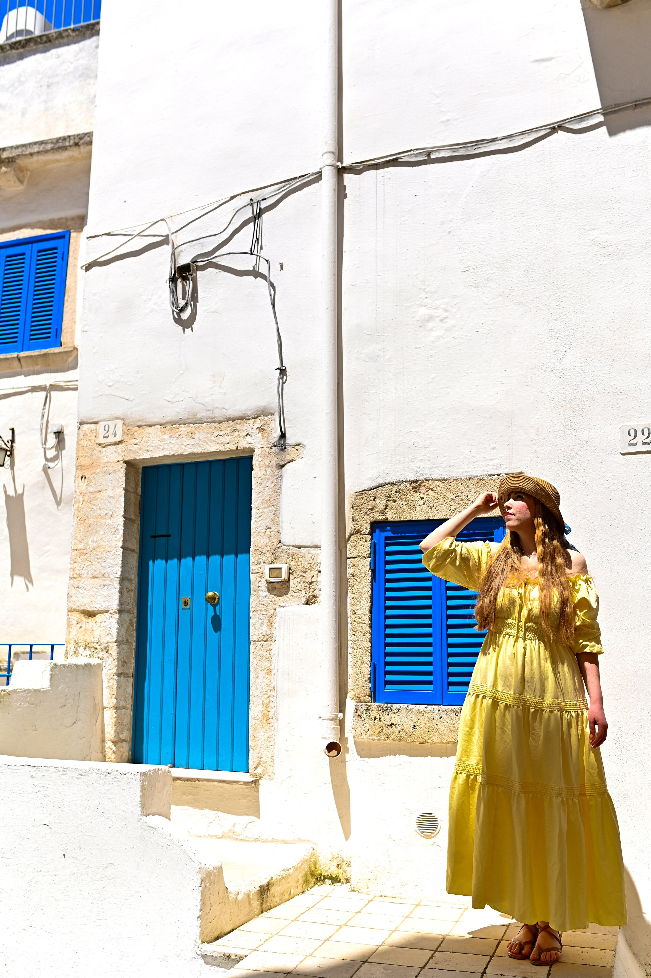A Photo Walk with Jeanine in Ostuni. Fotografa in Puglia e Roma — Servizi fotografici romantici in Italia