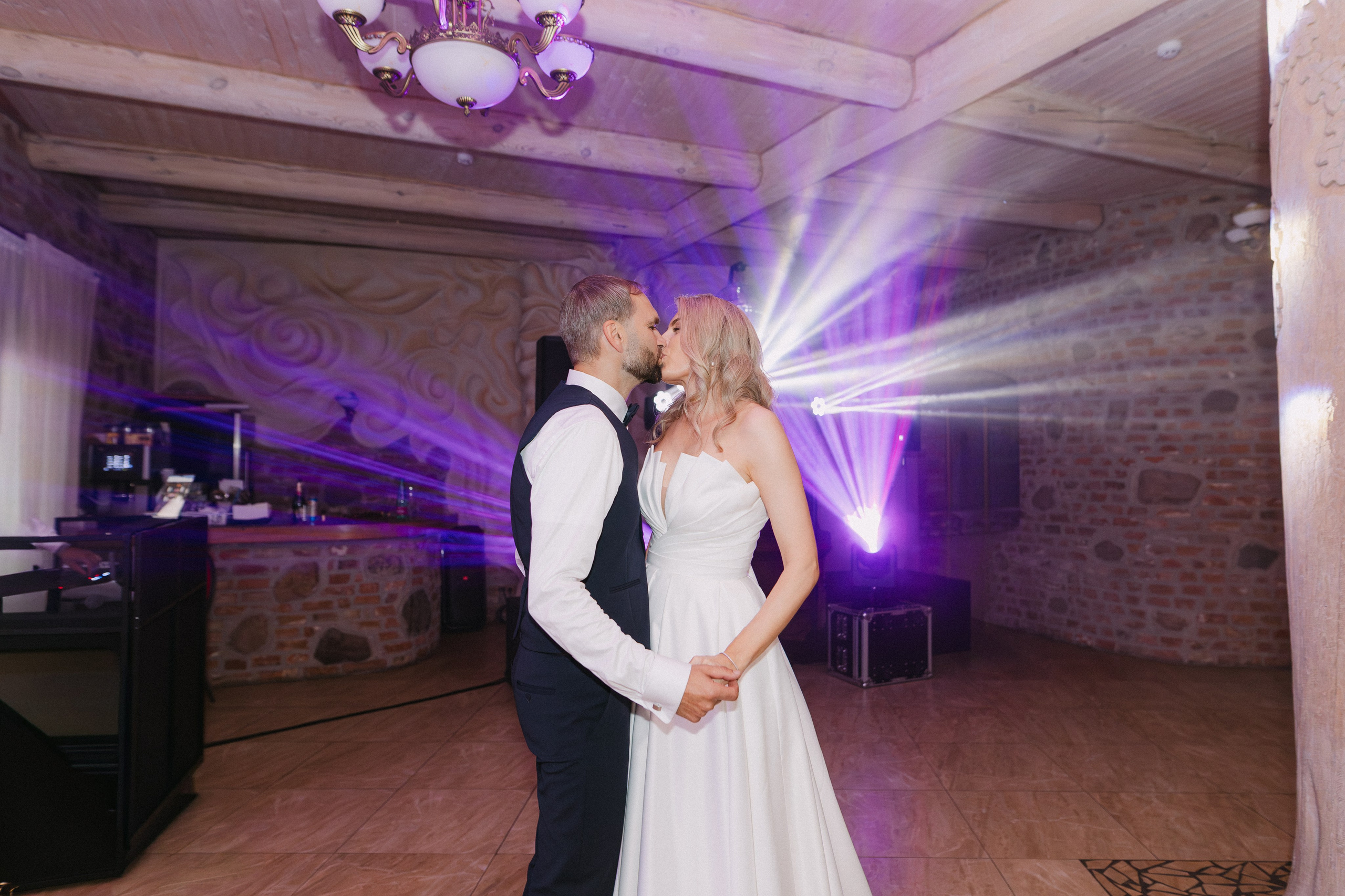 Judita & Šarūnas. Vestuvių fotografė Neringa Brazaitienė | Vilnius, Kaunas, Visa Lietuva