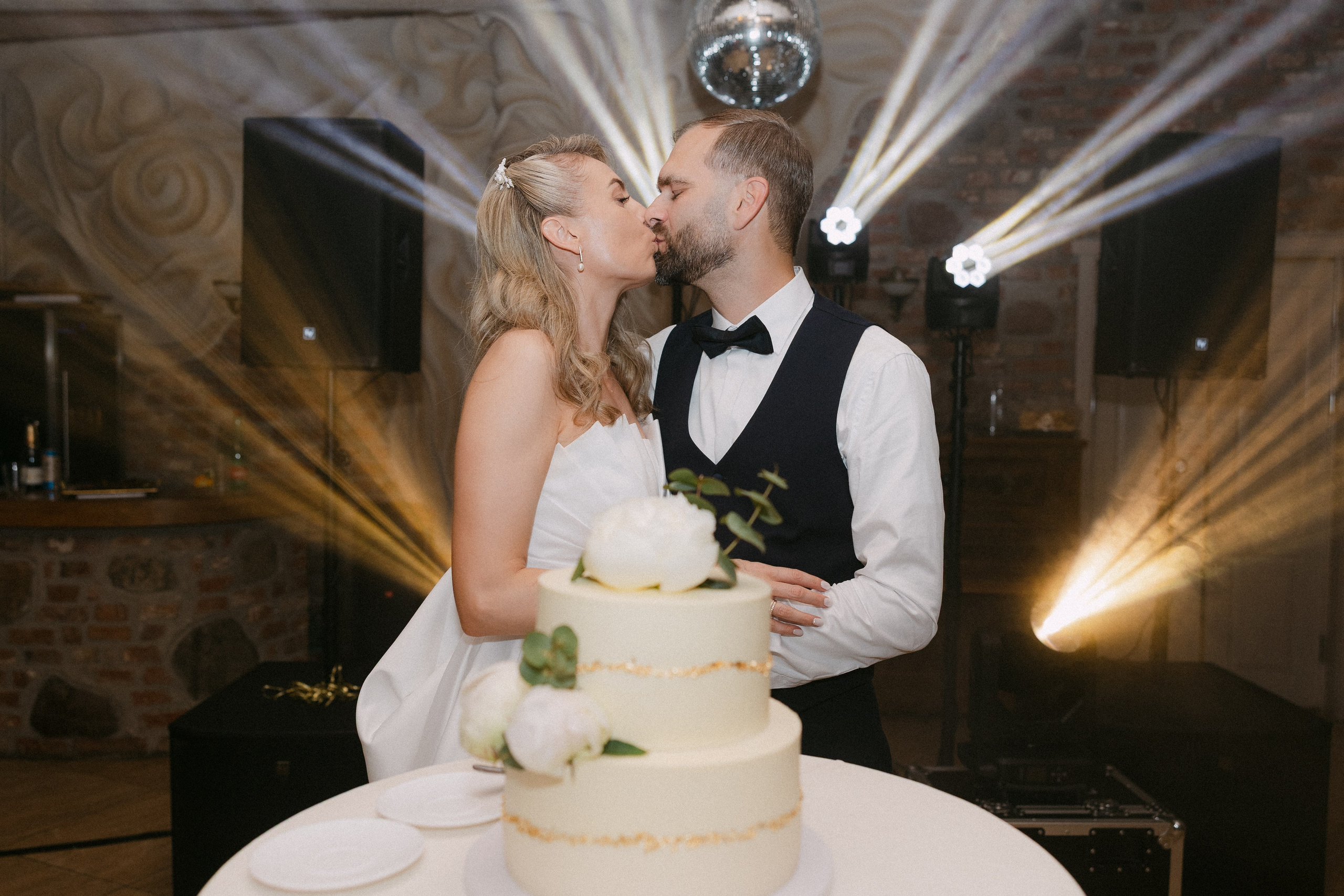 Judita & Šarūnas. Vestuvių fotografė Neringa Brazaitienė | Vilnius, Kaunas, Visa Lietuva