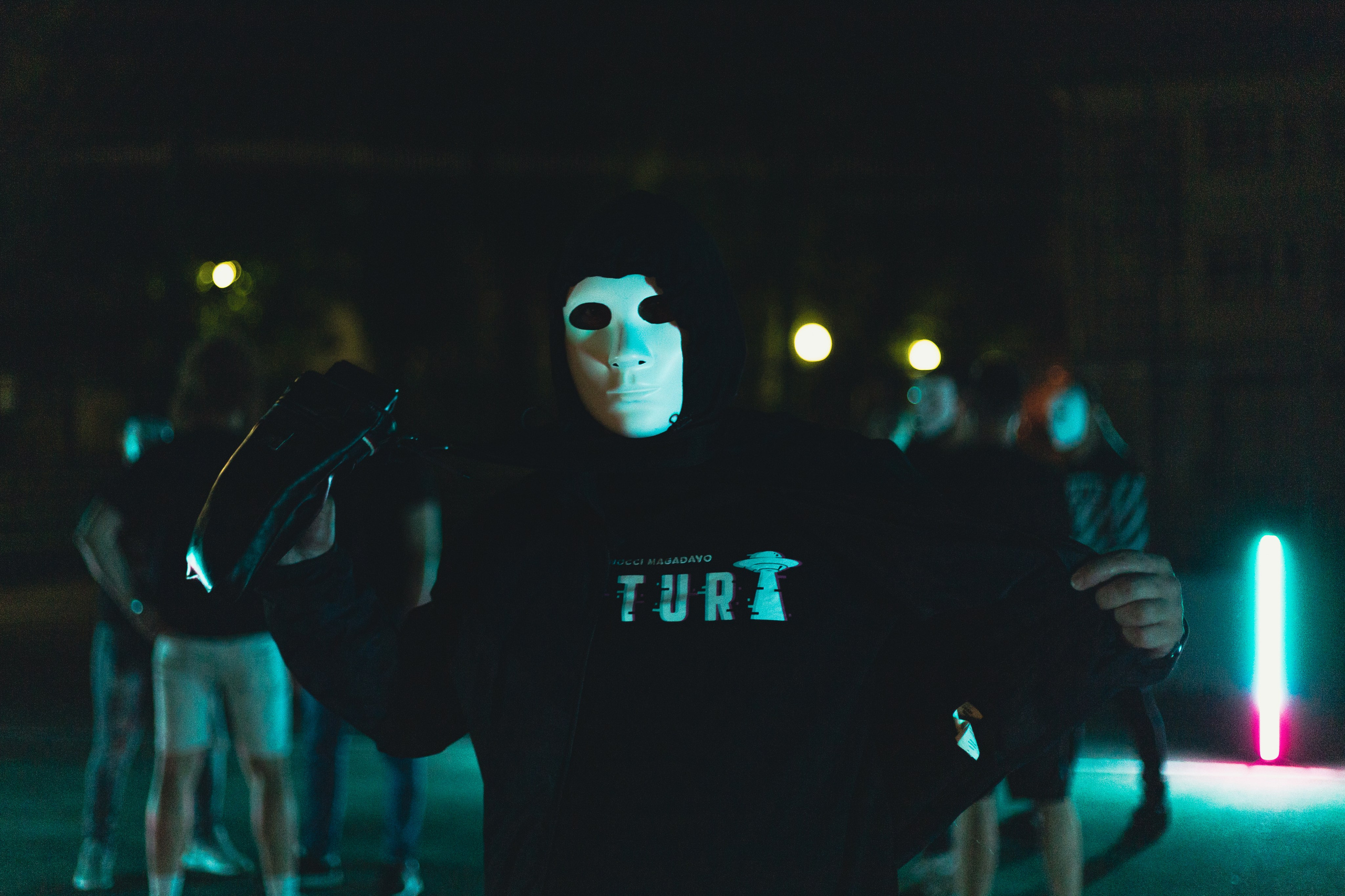 Igor Buzov — Intro