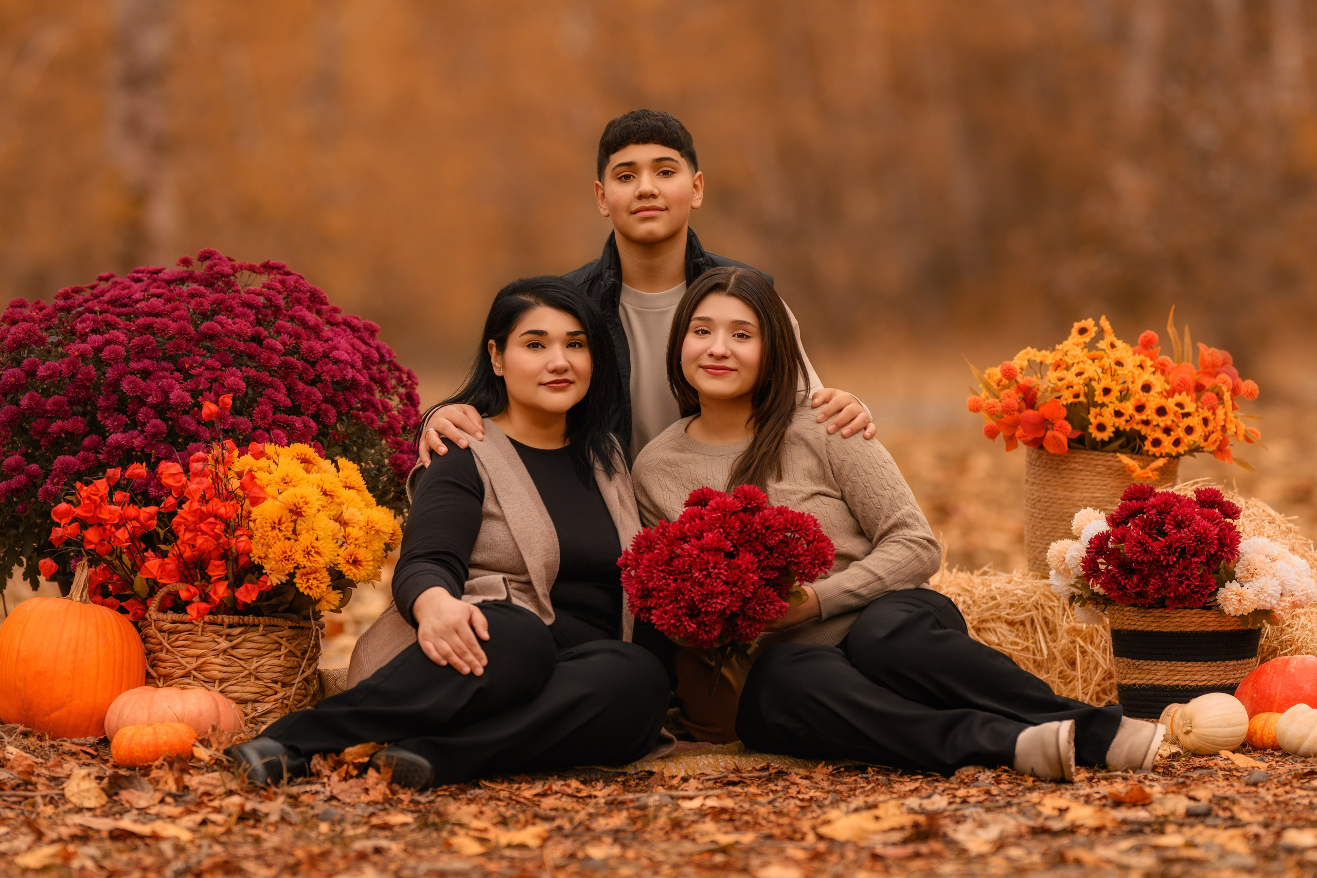 Karina and her family. Wedding & family photography in Seattle area. Helen Michelle photographer