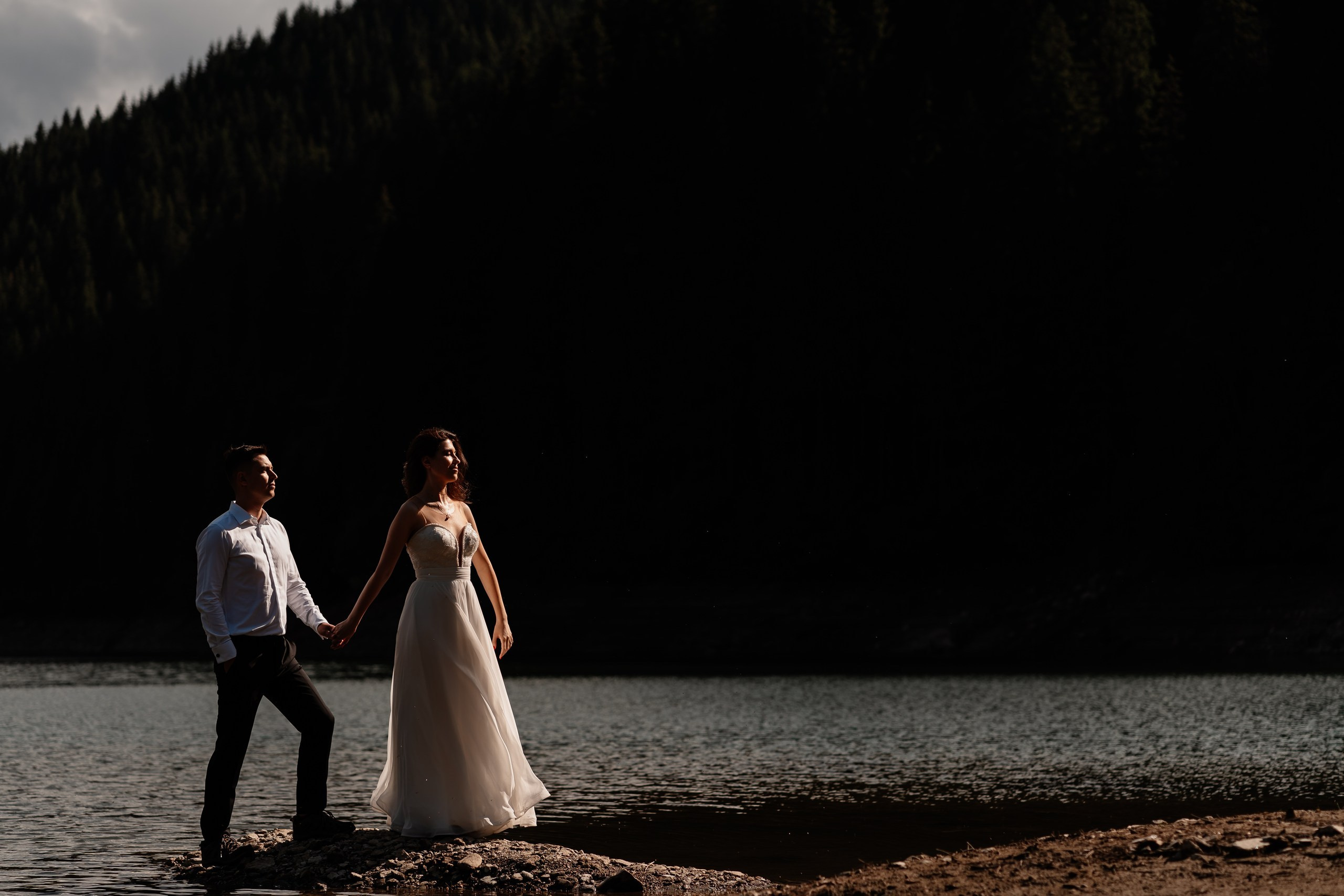 Trash the dress — Lorena&Adi  - Mihai Popa. Mihai Popa |Wedding Photographer | Worldwide | Bucharest