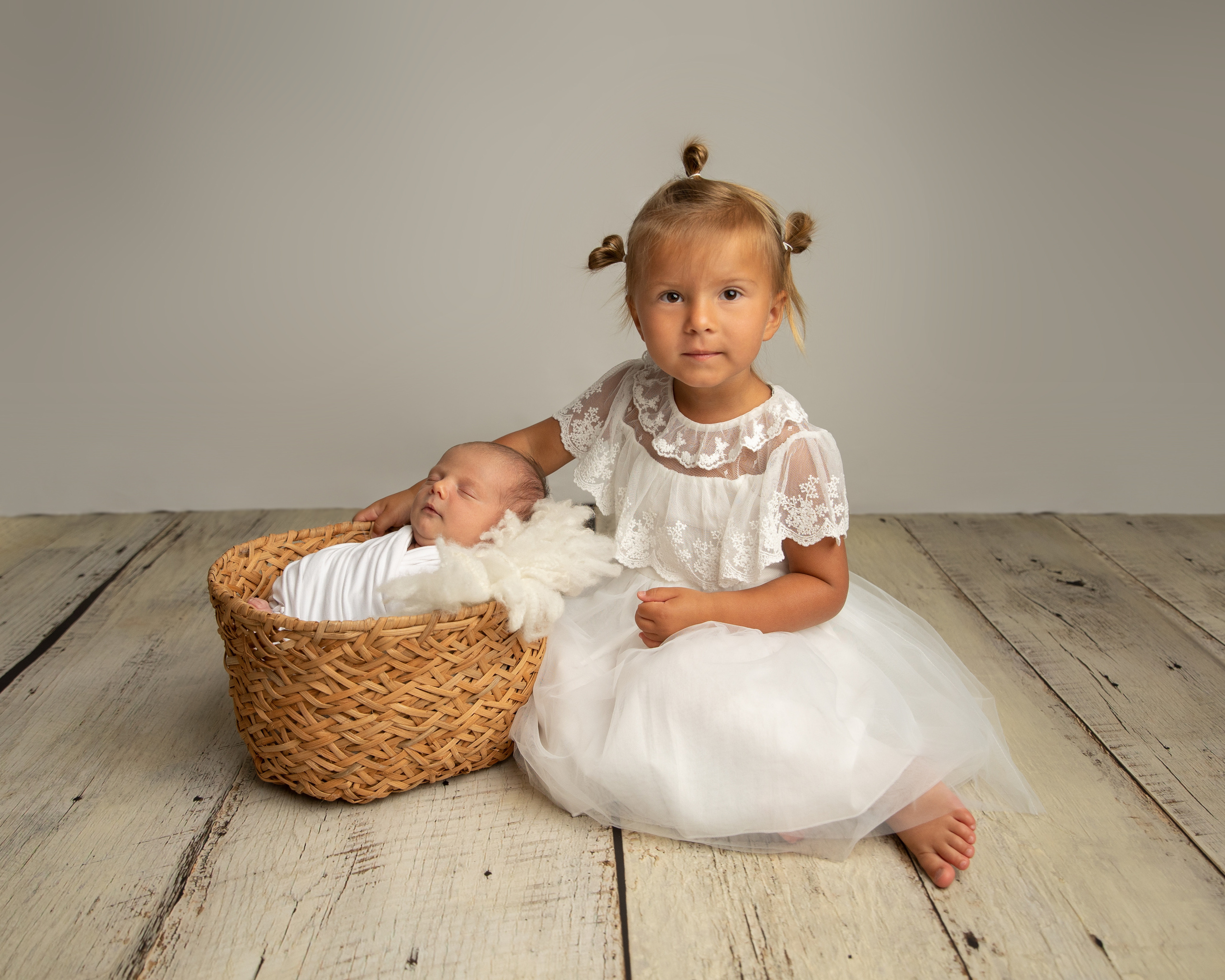 Newborn photographer Miami. Miami Family and Event Photographer