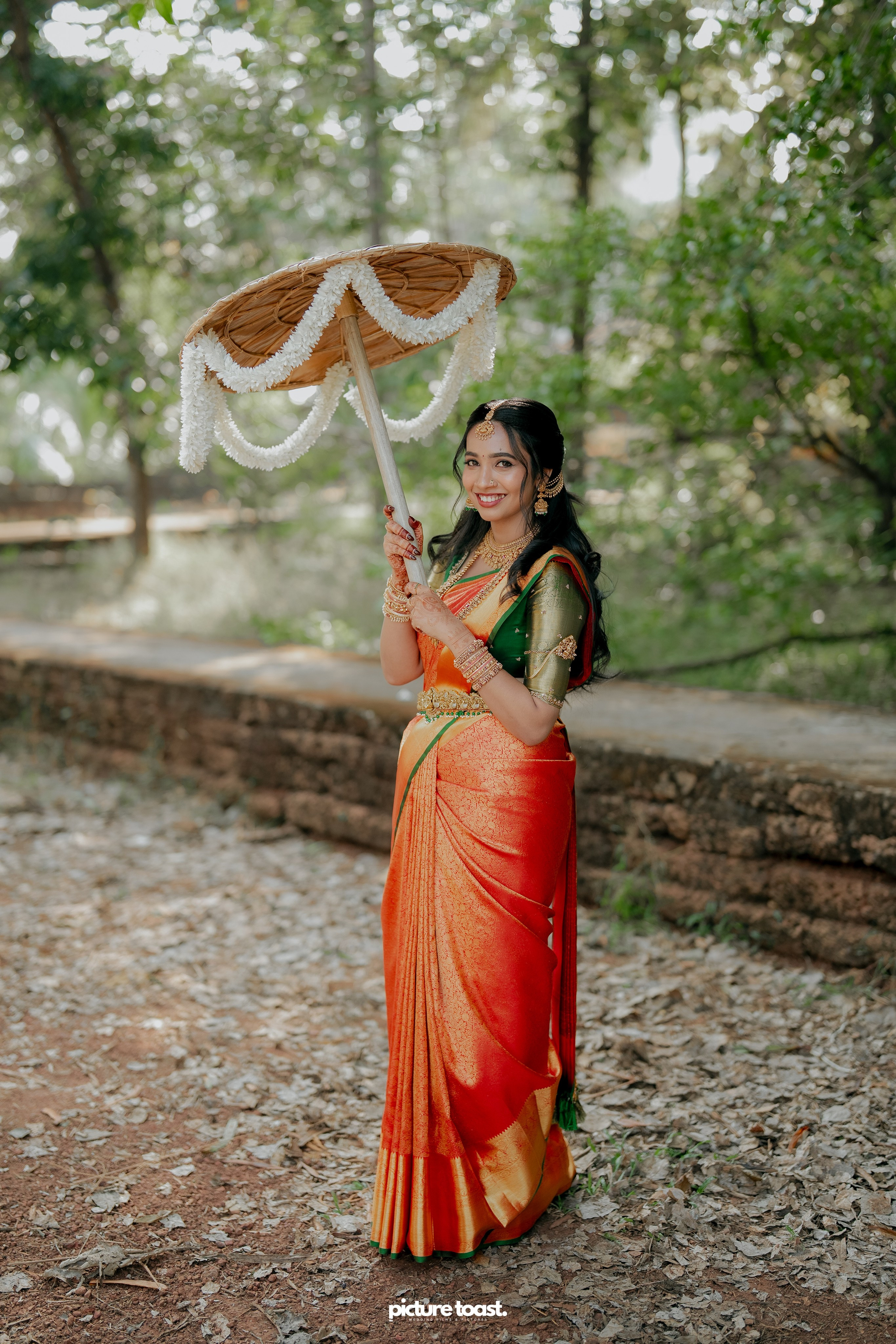 Traditional Kerala Hindu Wedding. Fine art Wedding Photographers in India & Canada