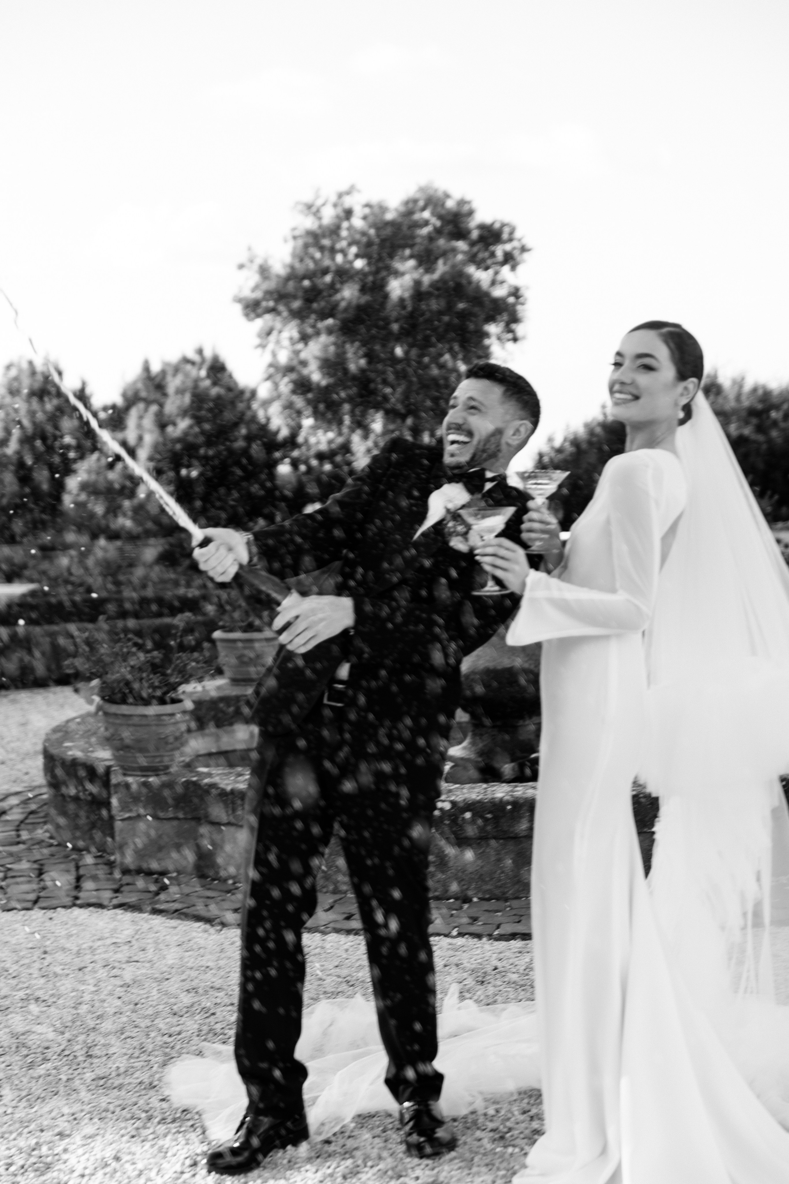 Wedding photographer in Rome, Tuscany, Lake Como, Sicily, Puglia, all. Wedding Photographer Rome Tuscany Como Sicily Puglia Amalfy Italy- Oksana Savenchuk