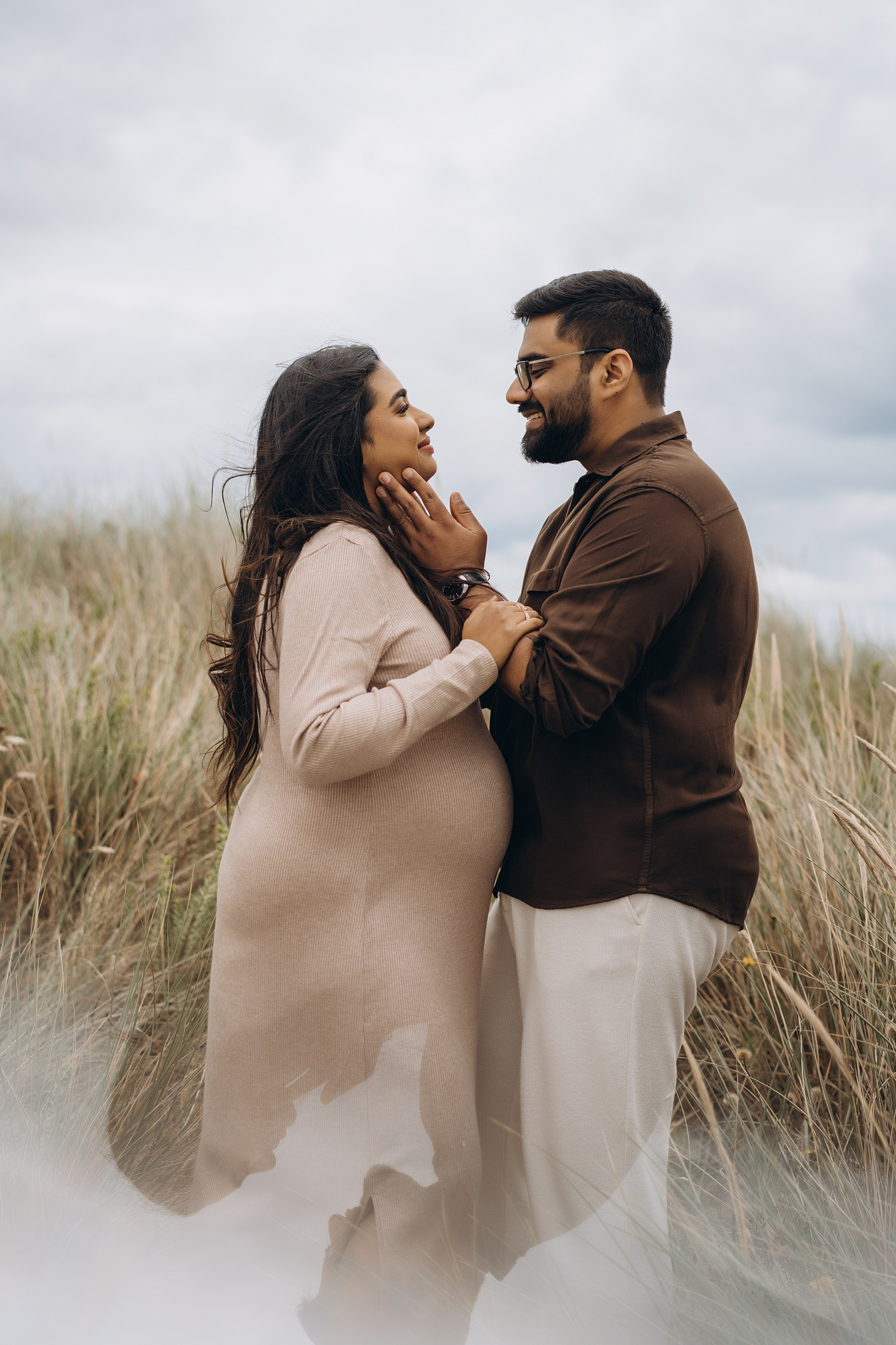 Meera: Bull island. Maternity/Love story/Wedding photographer