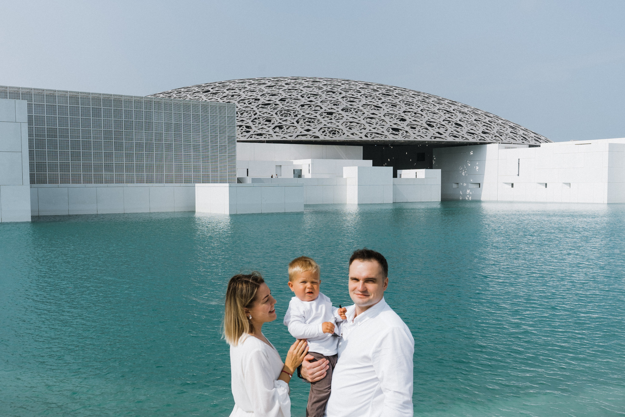 Louvre Dima, Dasha and Artemy. Professional Photographer Abu Dhabi, Dubai — Yulia Ismoilova | 2025