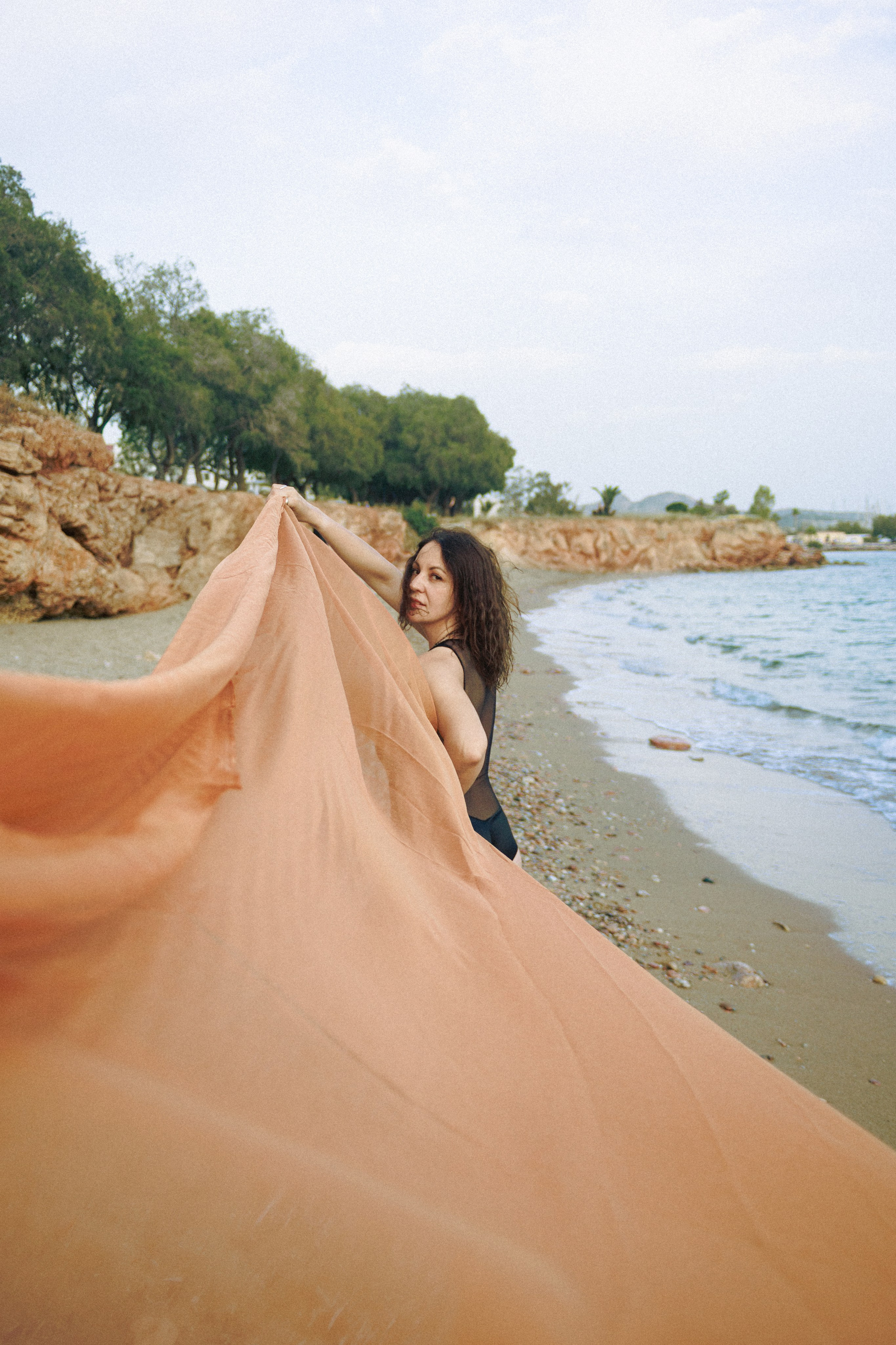 Seaside photoshoot for Elena. Photographer in Greece Kristina