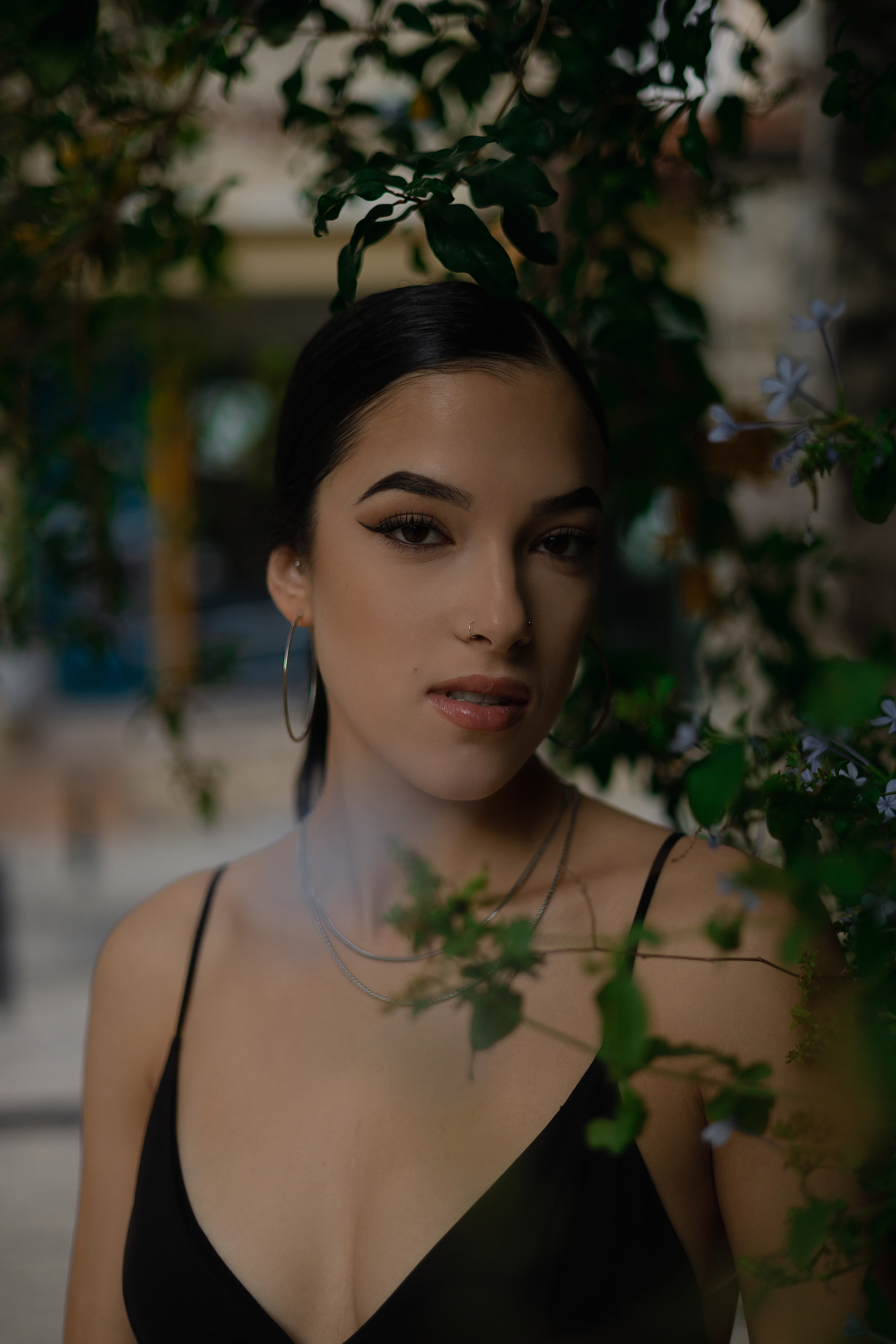 Shadows & Grace — Outdoor Portraits in Natural Light | Elegant, Minimal & Cinematic. Kristina Kozheltsova- Soulful Portrait&Lifestyle&Love Story Photographer in Leipzig, Germany