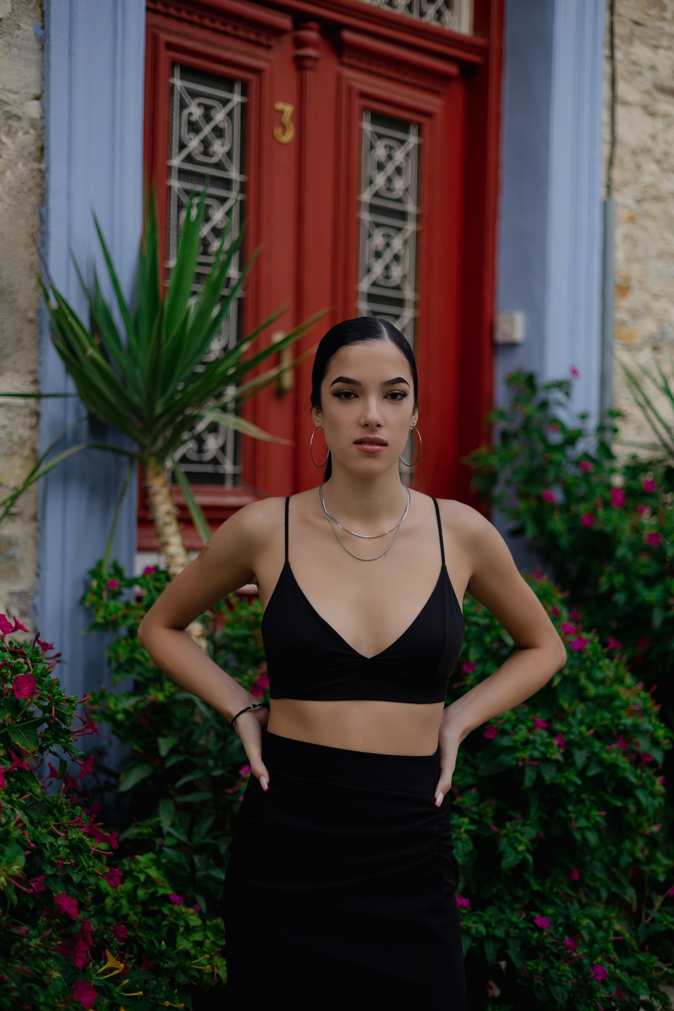 Shadows & Grace — Outdoor Portraits in Natural Light | Elegant, Minimal & Cinematic. Kristina Kozheltsova- Soulful Portrait&Lifestyle&Love Story Photographer in Leipzig, Germany