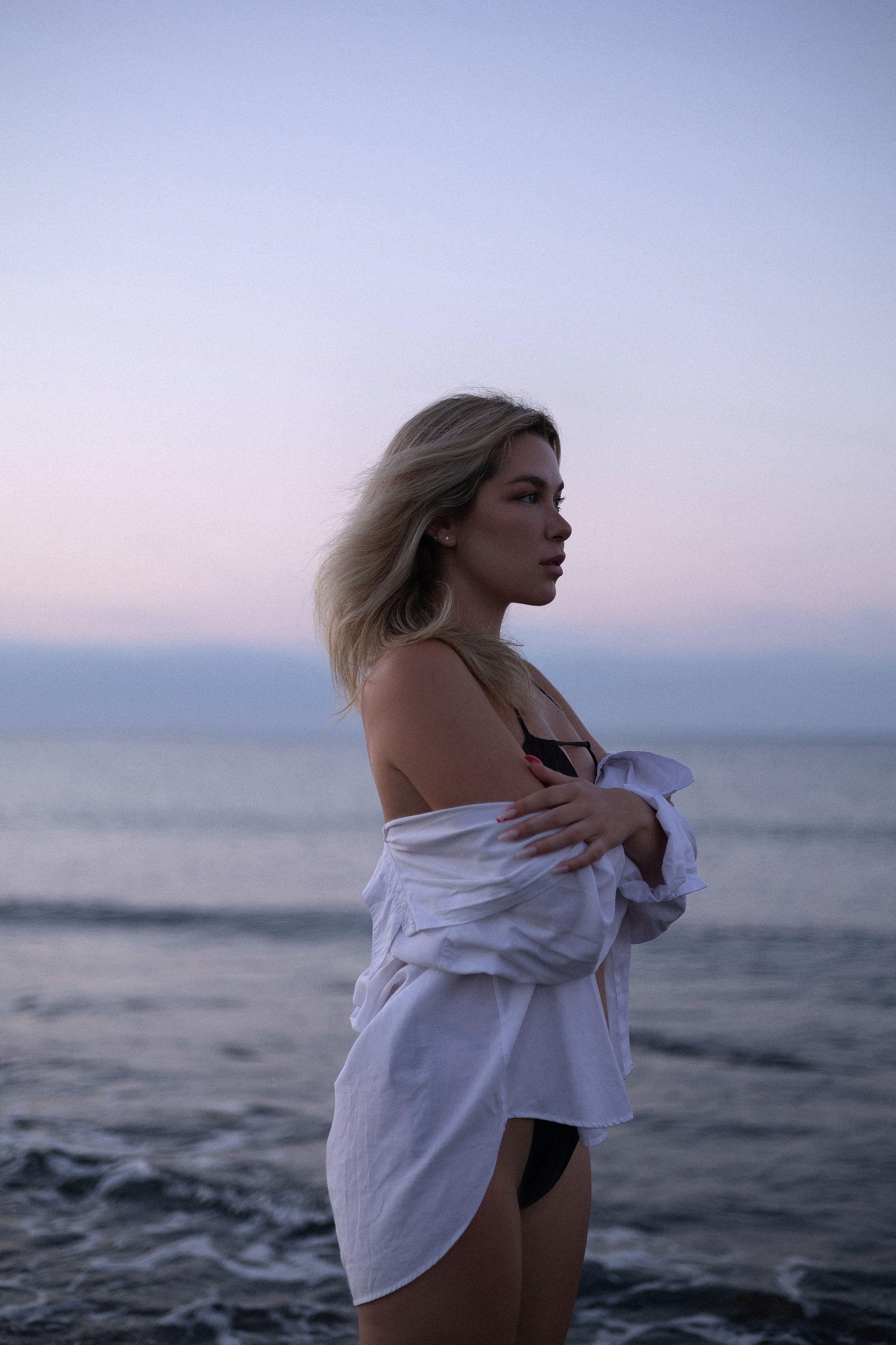 Golden Hour — Beach Portraits at Sunset | Confident, Warm & Cinematic. Kristina Kozheltsova- Soulful Portrait&Lifestyle&Love Story Photographer in Leipzig, Germany