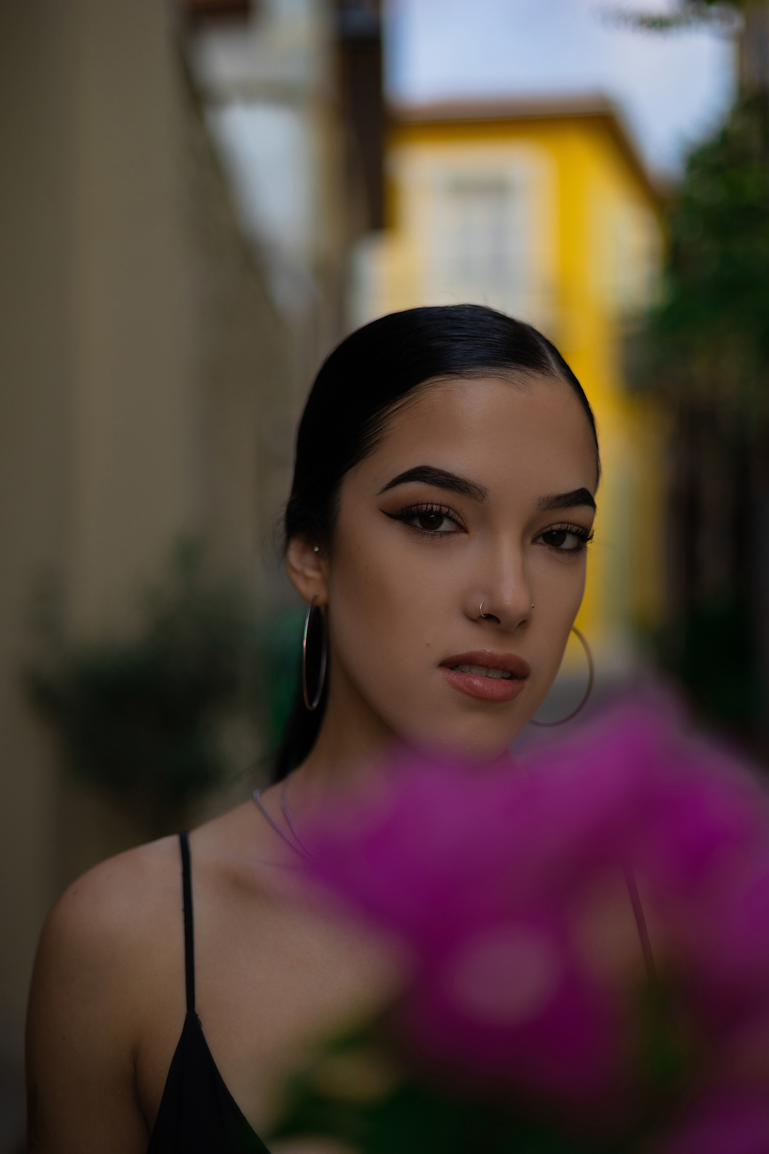 Shadows & Grace — Outdoor Portraits in Natural Light | Elegant, Minimal & Cinematic. Kristina Kozheltsova- Soulful Portrait&Lifestyle&Love Story Photographer in Leipzig, Germany