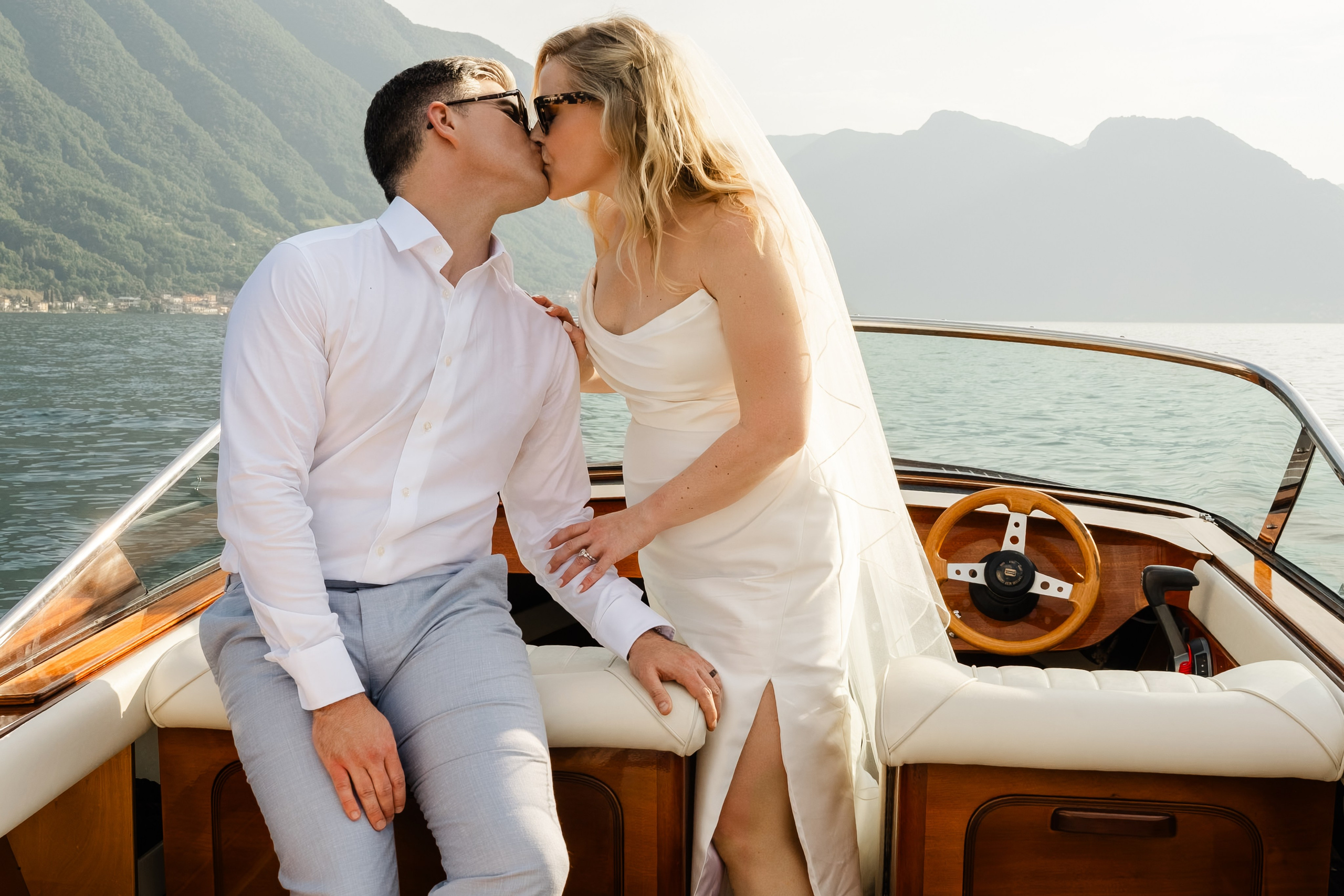ASHLEY AND RENZO _LAKE COMO. PHOTOGRAPHER IN ITALY