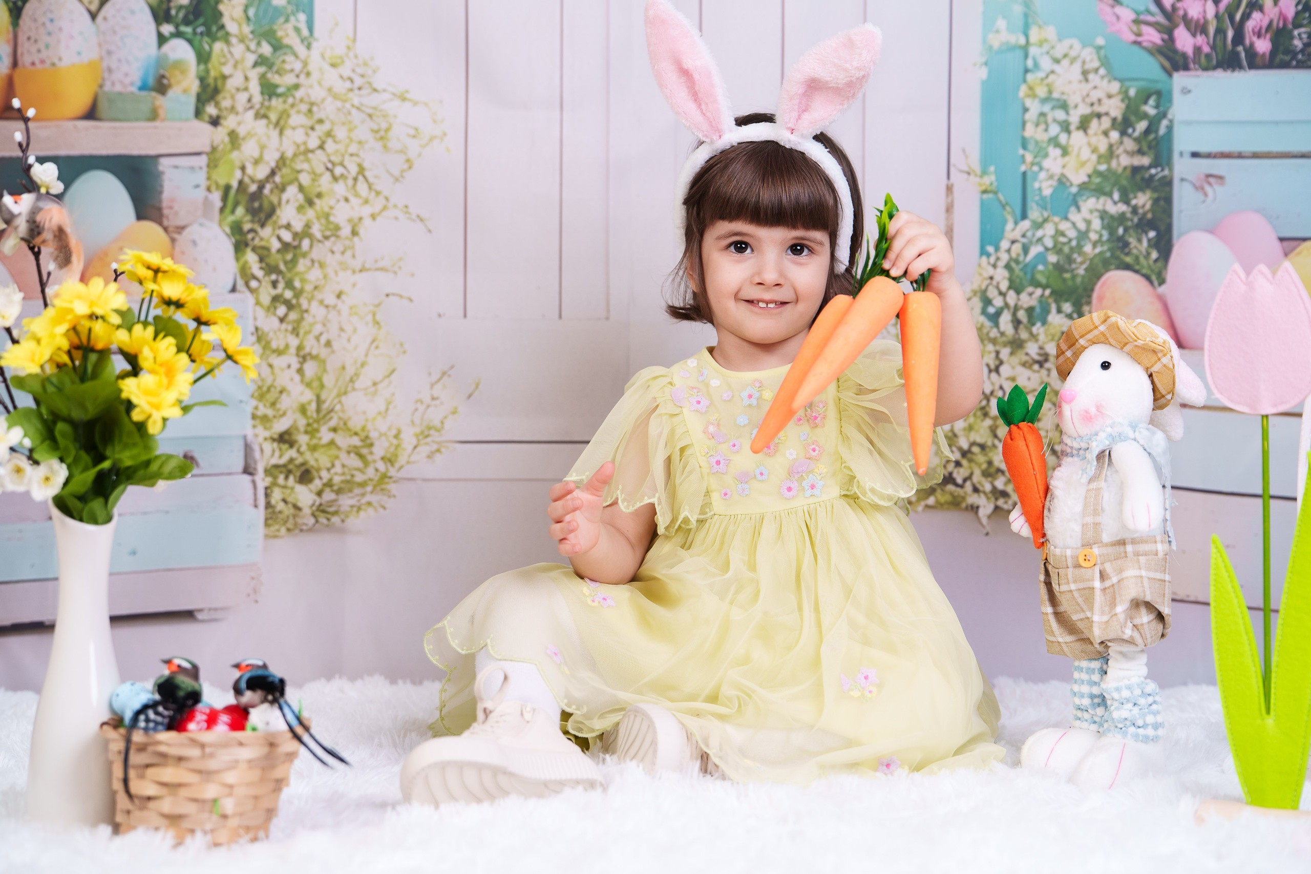 Sedinta foto Paste - Gradinita Miniterra. Liviu Andrei - Fotograf