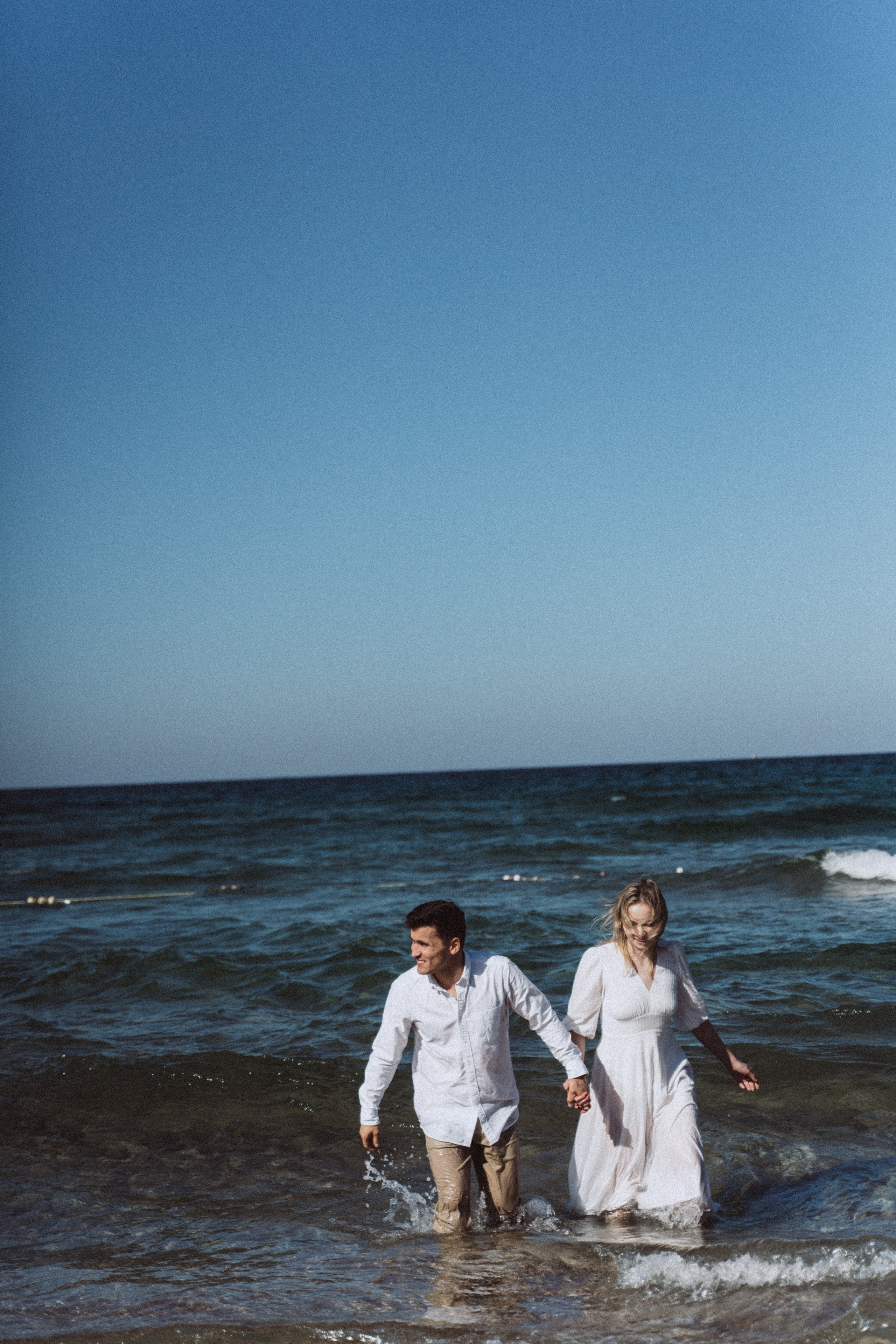 Ruslan and Elmira (Lovestory). Aesthetic & Lifestyle photographer in Da Nang, Vietnam