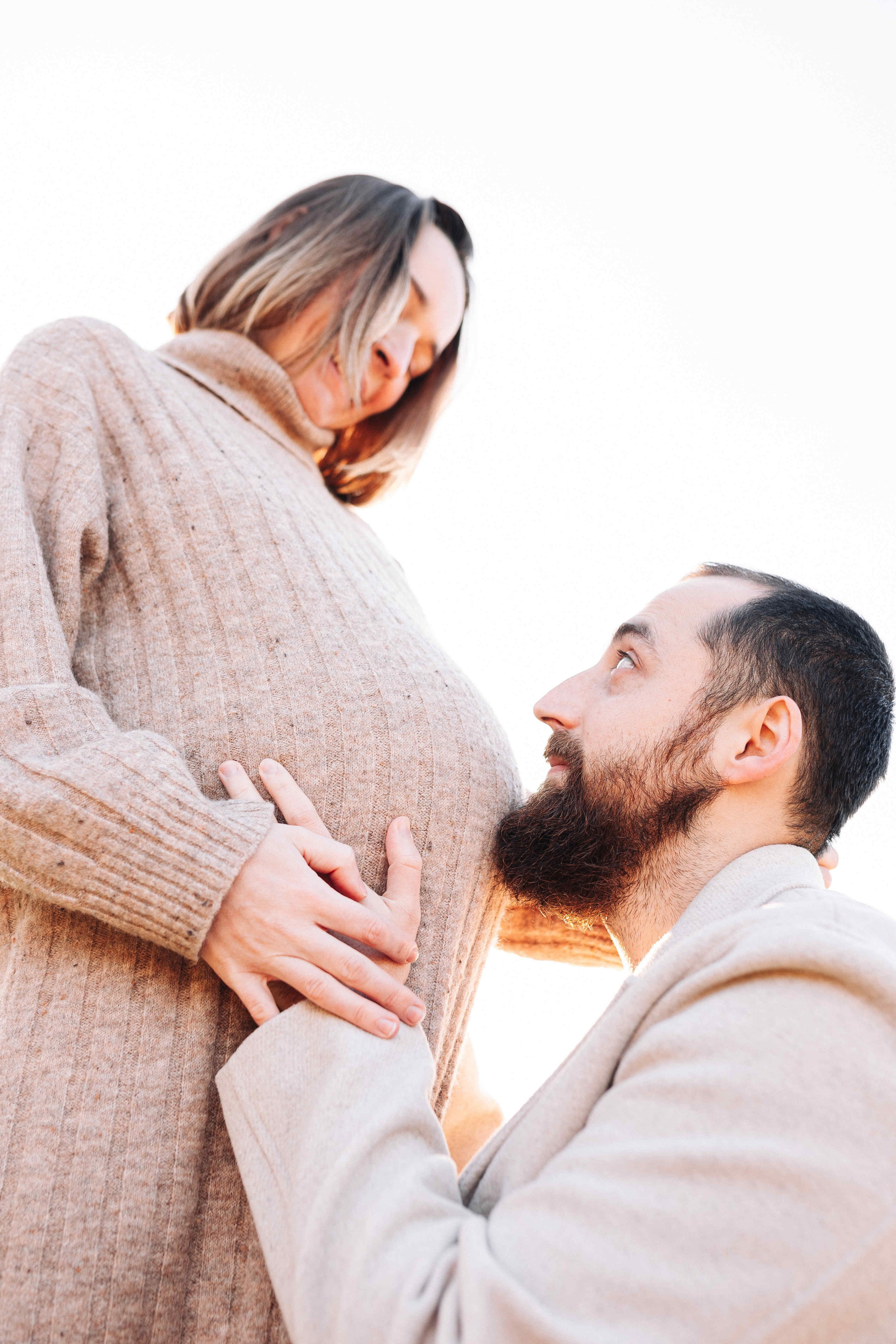 WINTER, PREGNANCY PHOTOSESSION (TEL AVIV). PHOTOGRAPHER IN ISRAEL