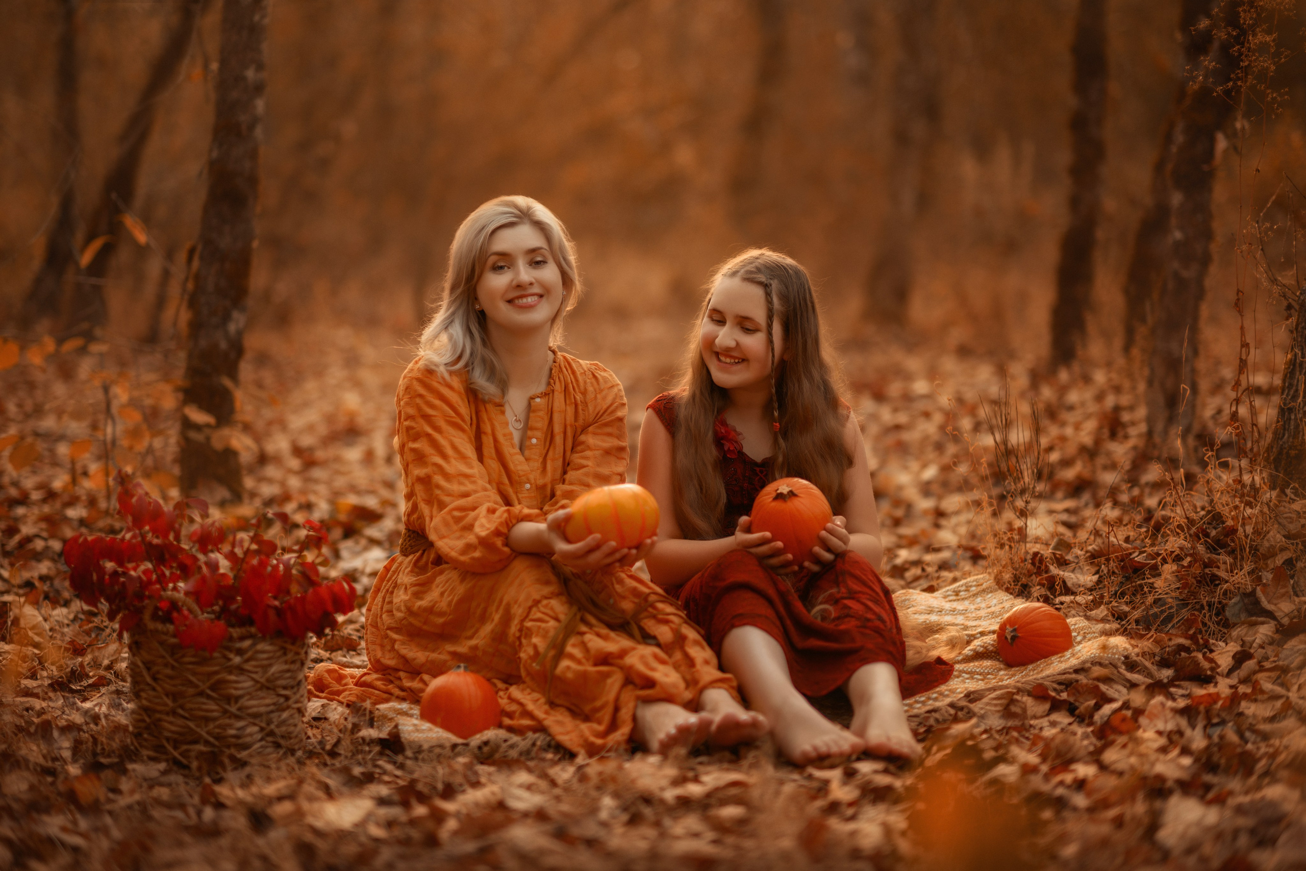 Timeless Mother-Daughter Bond. Wedding & portrait photography in the Seattle Area. Helen Michelle photographer