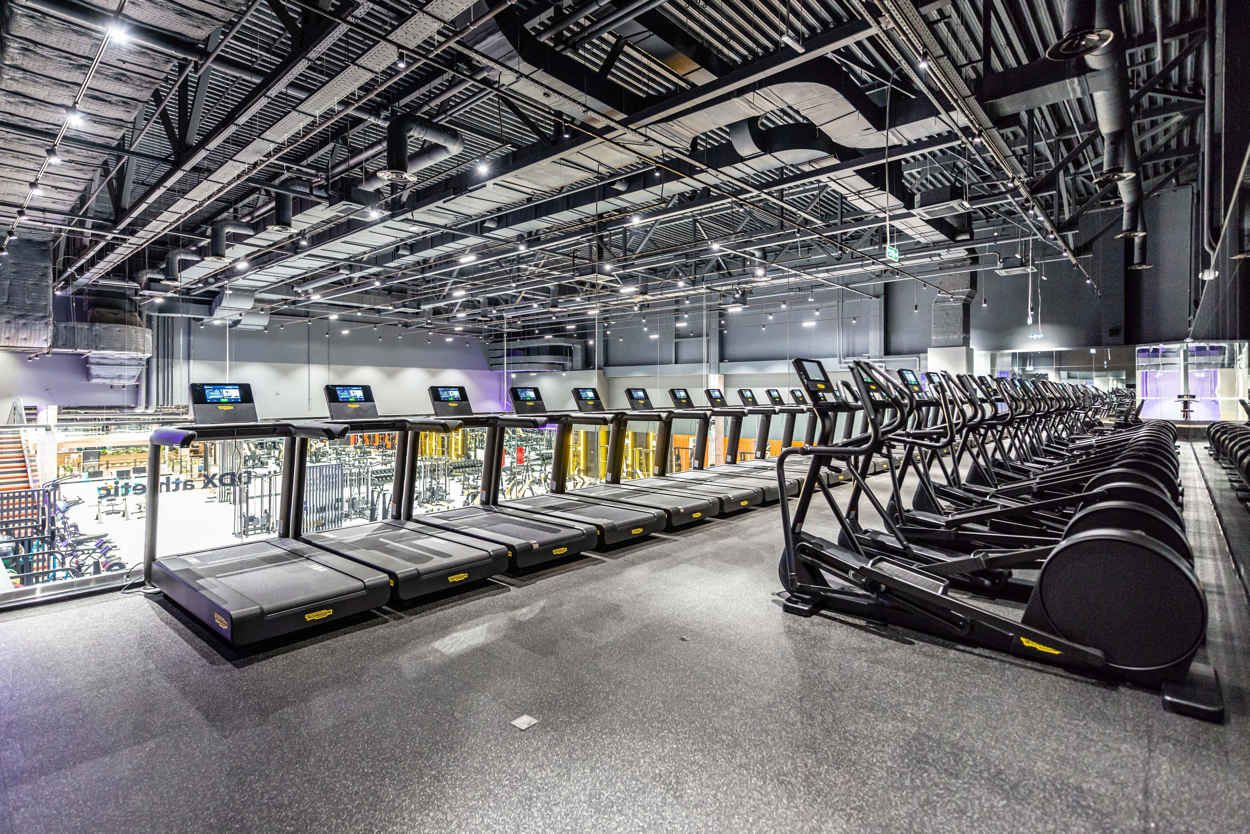 DDX Fitness в ТЦ Место встречи Янтарь. ФОТОГРАФ МЕКСИКА КИНТАНА-РОО