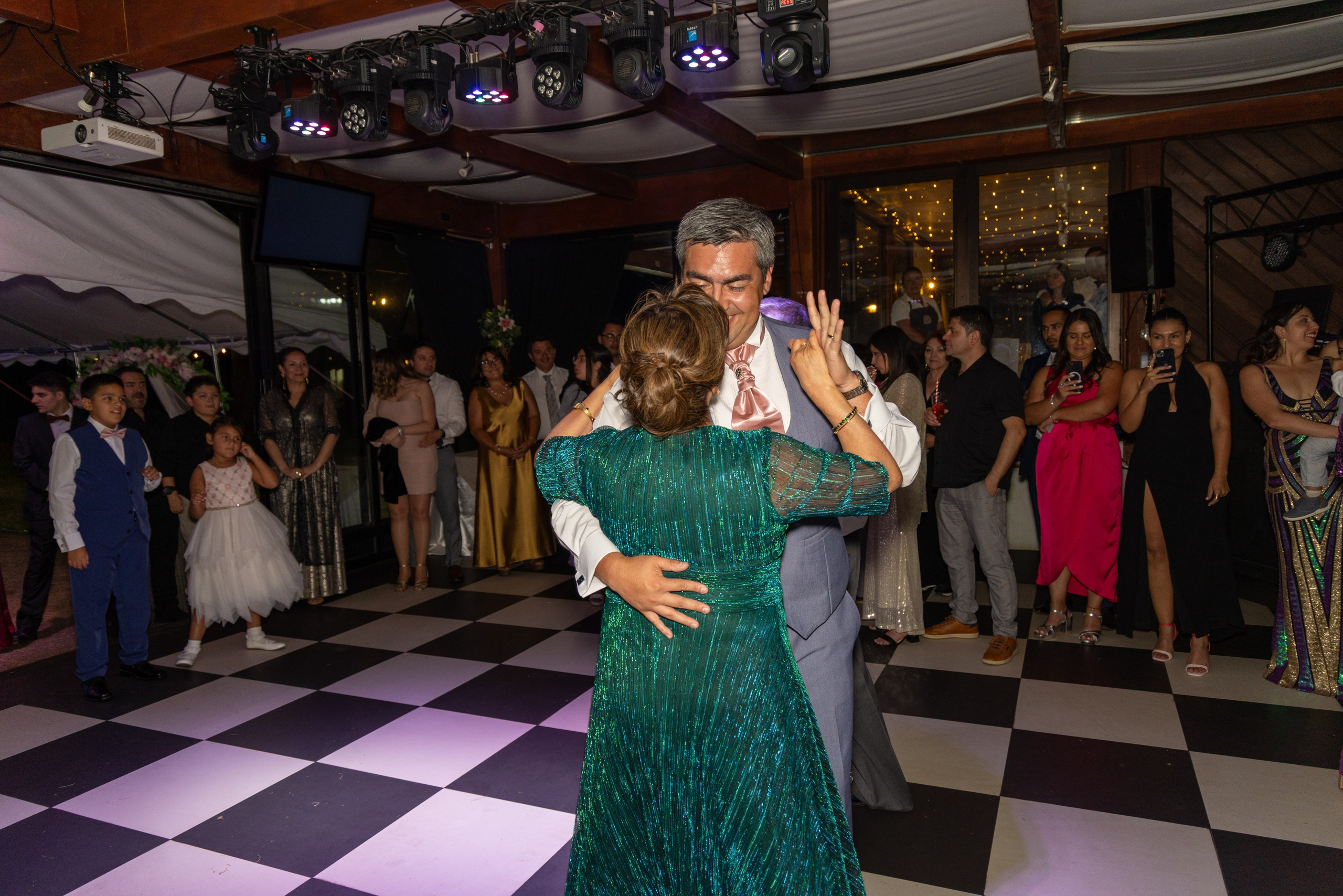 Katherin y Daniel. Dinka & Emilio - El arte de preservar lo que no se repite