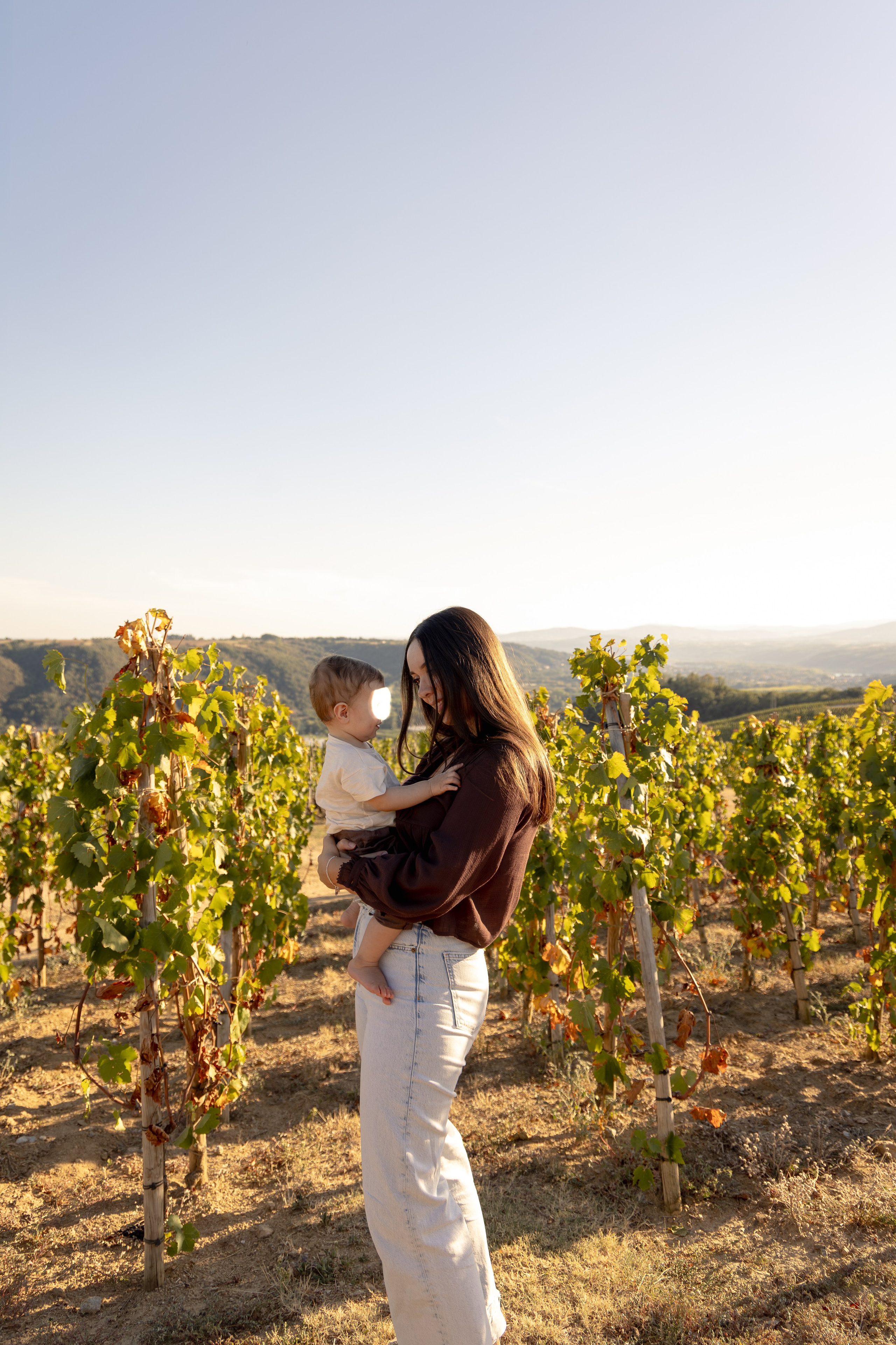 séance-photo-bébé-naissance-famille-rhône