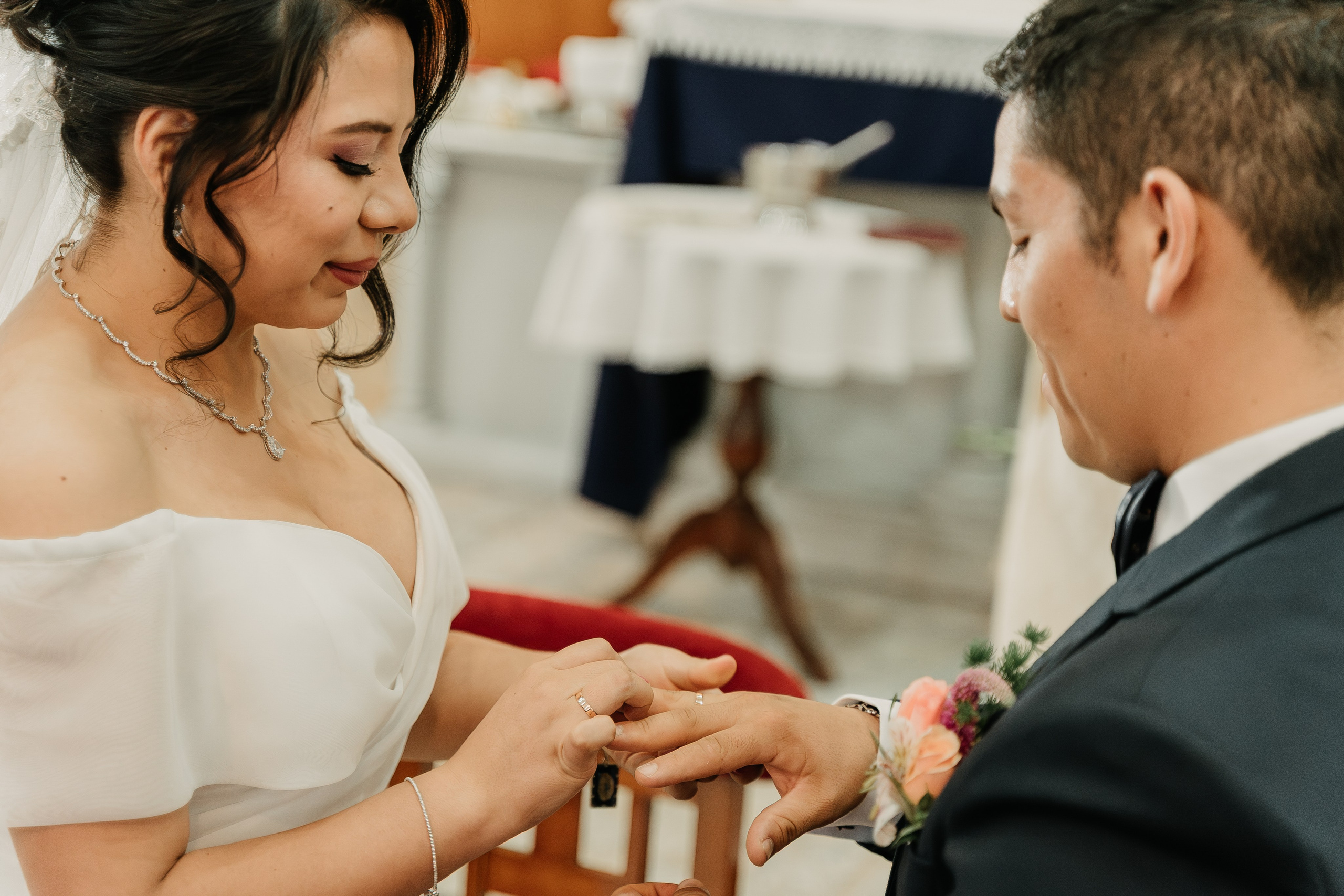 ALEJANDRA + RODRIGO BODA RELIGIOSA. Studio KVTA | Fotografía y Video de Bodas en Arequipa