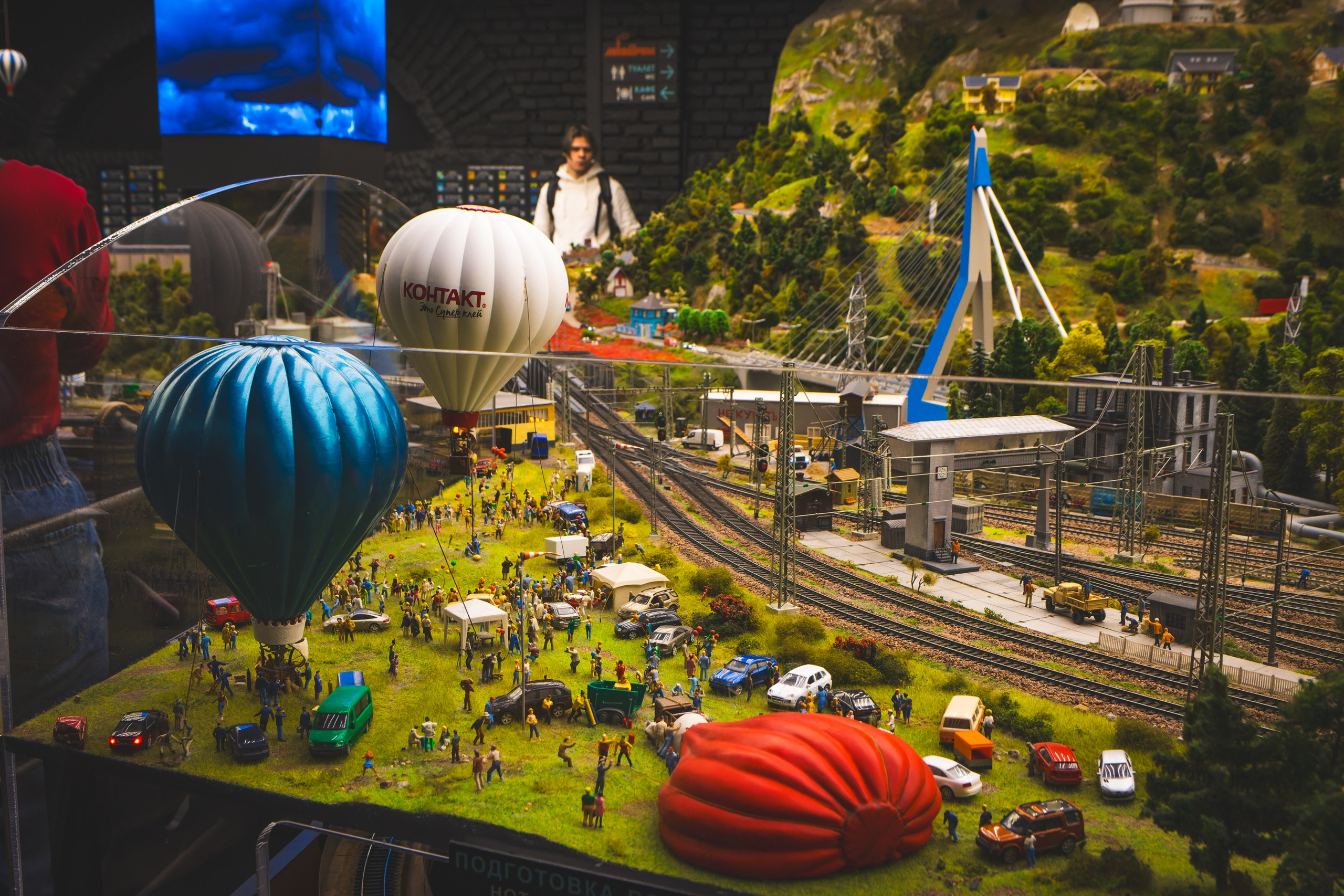 Puhkus Peterburis (Ermitaaž, Shadow muuseum, Grand Maket Venemaa, ArtMuza). Nebula 25 — Fotod teie hingele