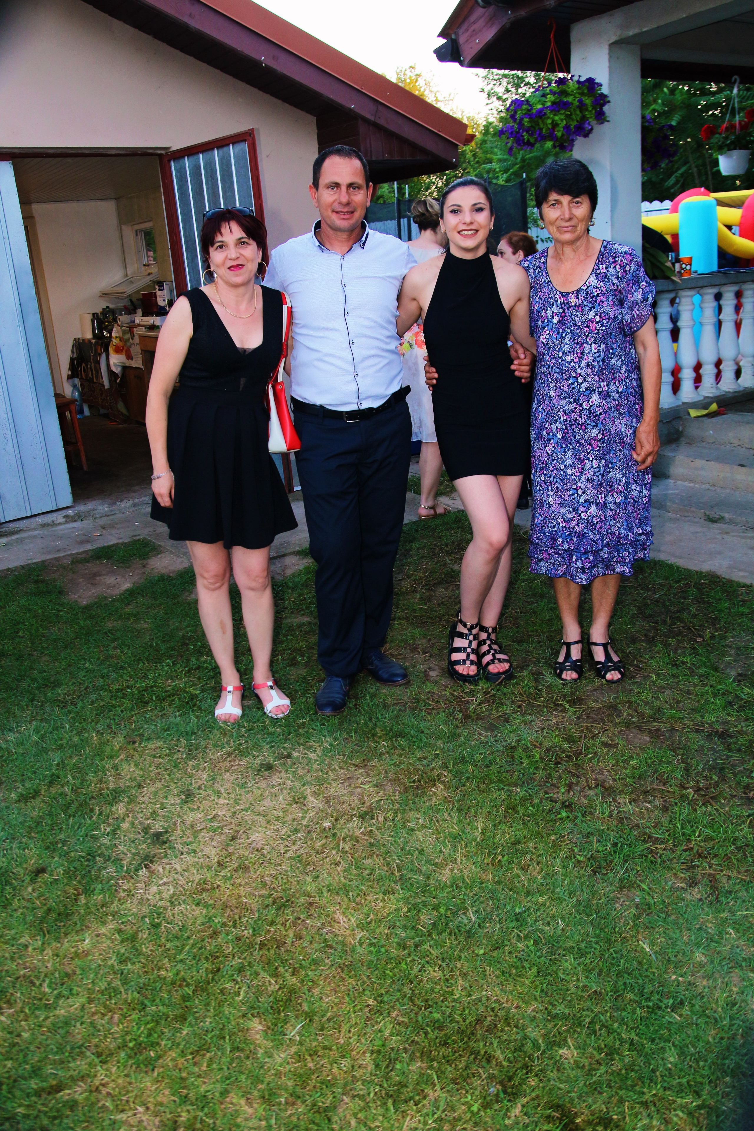 BYZO MEDIA. PETRU BYZO - family and children photographer in ROMANIA