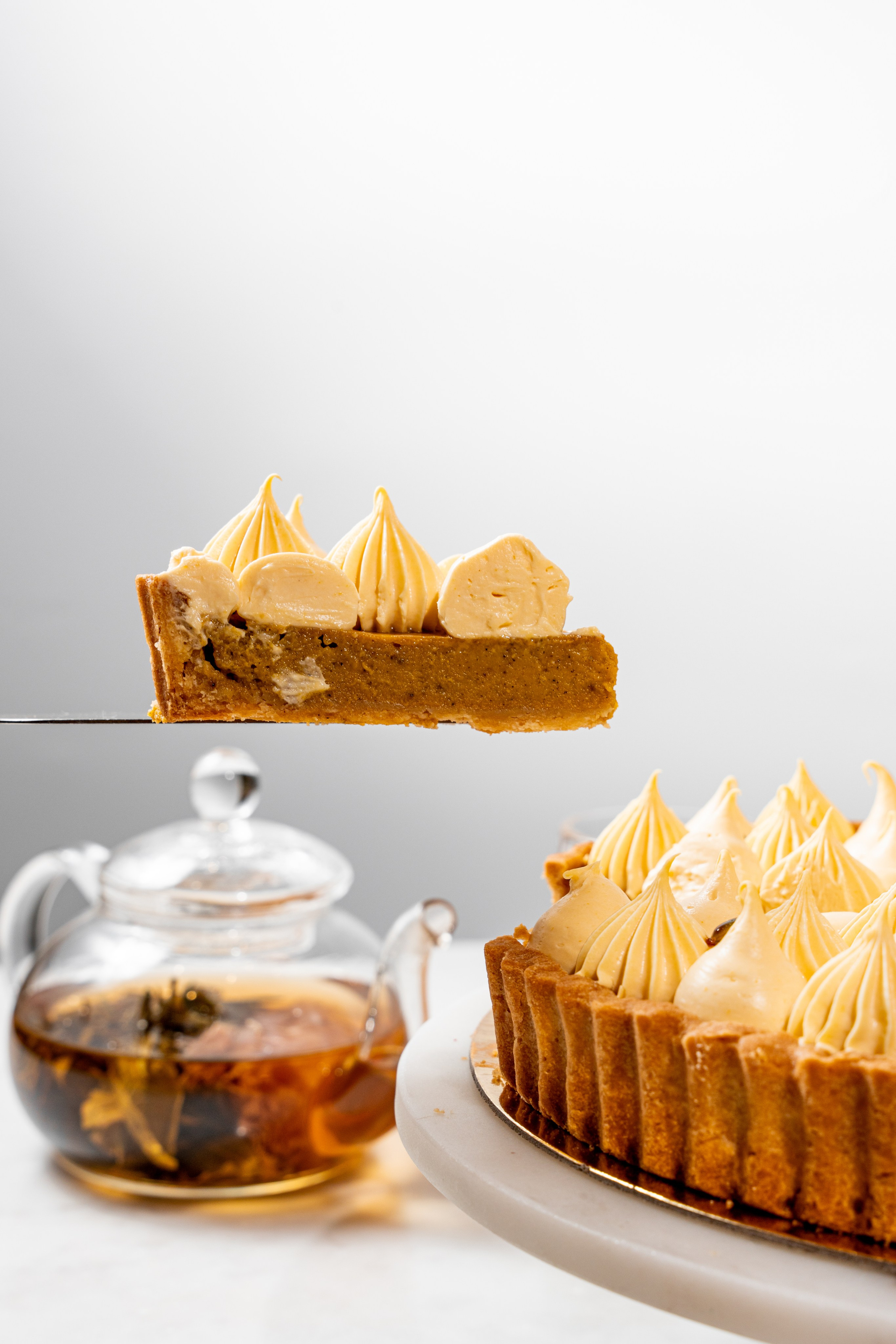 FOOD PHOTO. Photo and video production. Editing & retouching services. Training