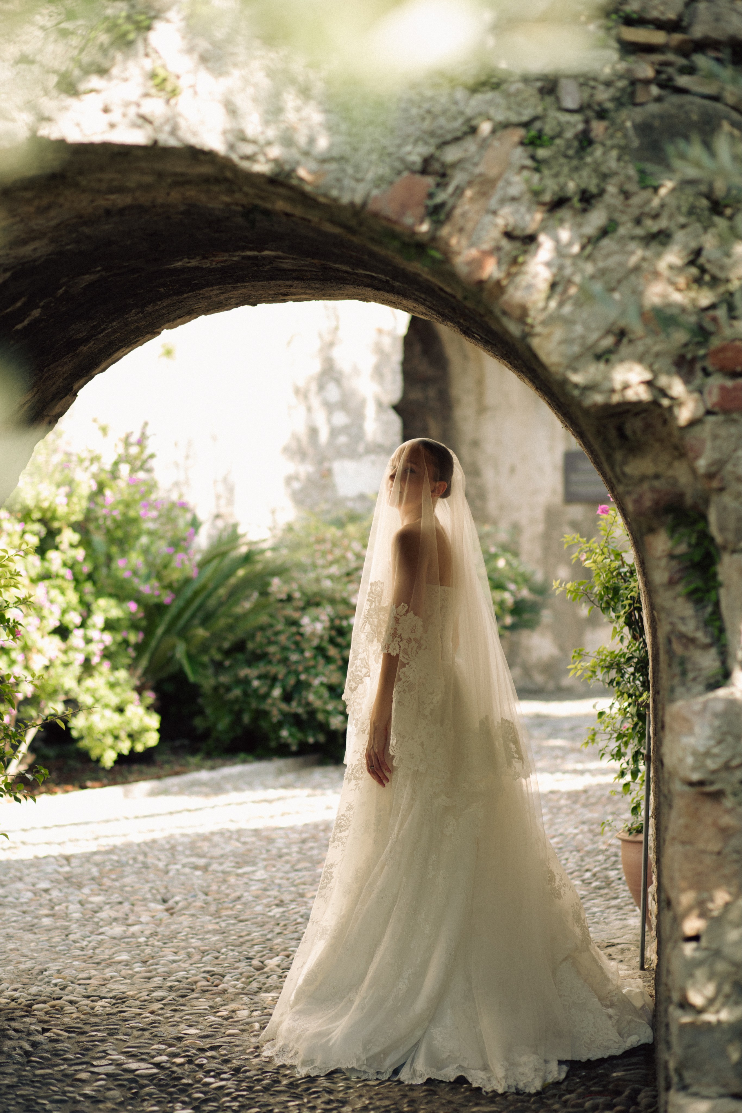 Bride portrait Lake Garda
