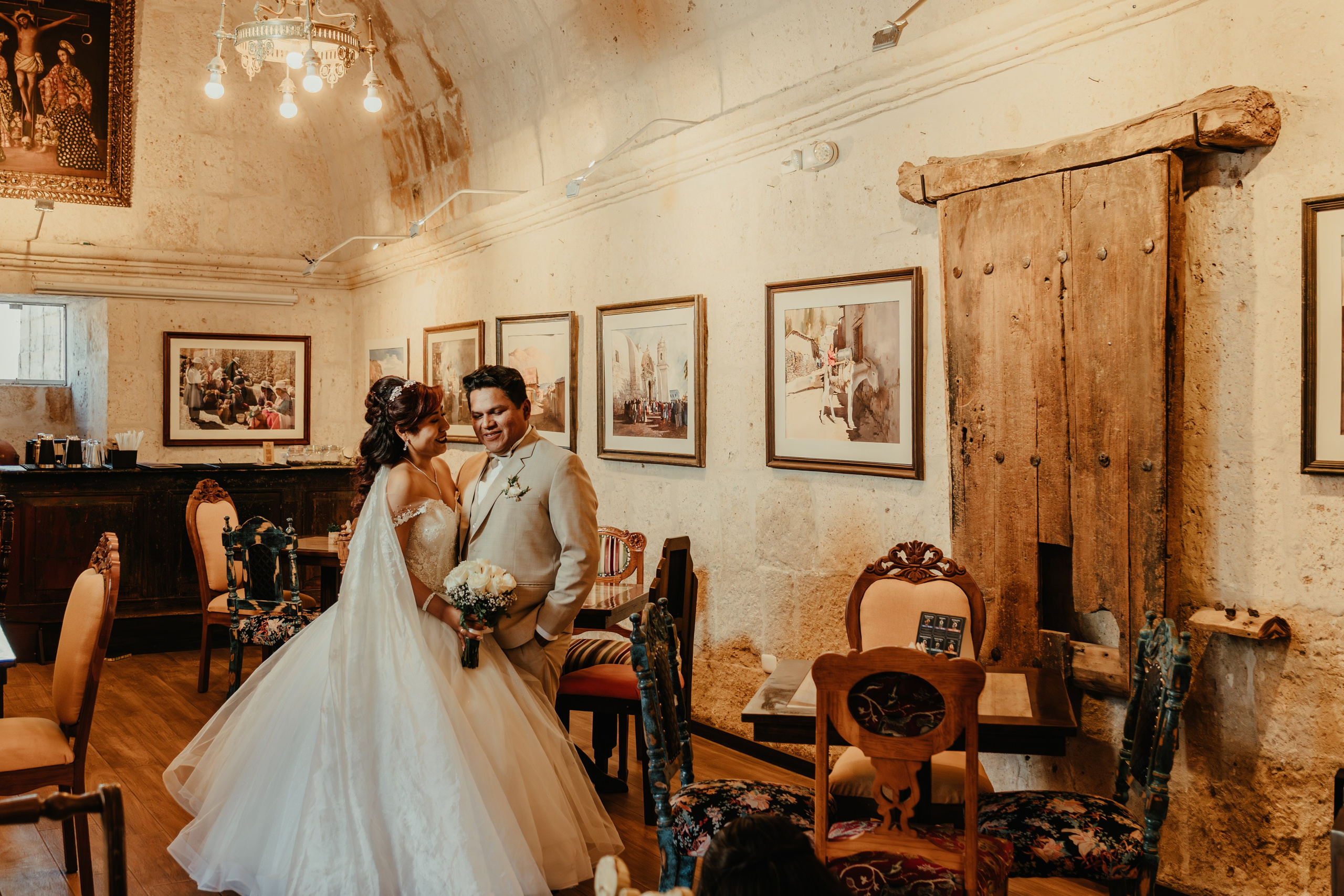VANESSA + FRANKLIN BODA RELIGIOSA. Studio KVTA | Fotografía y Video de Bodas en Arequipa
